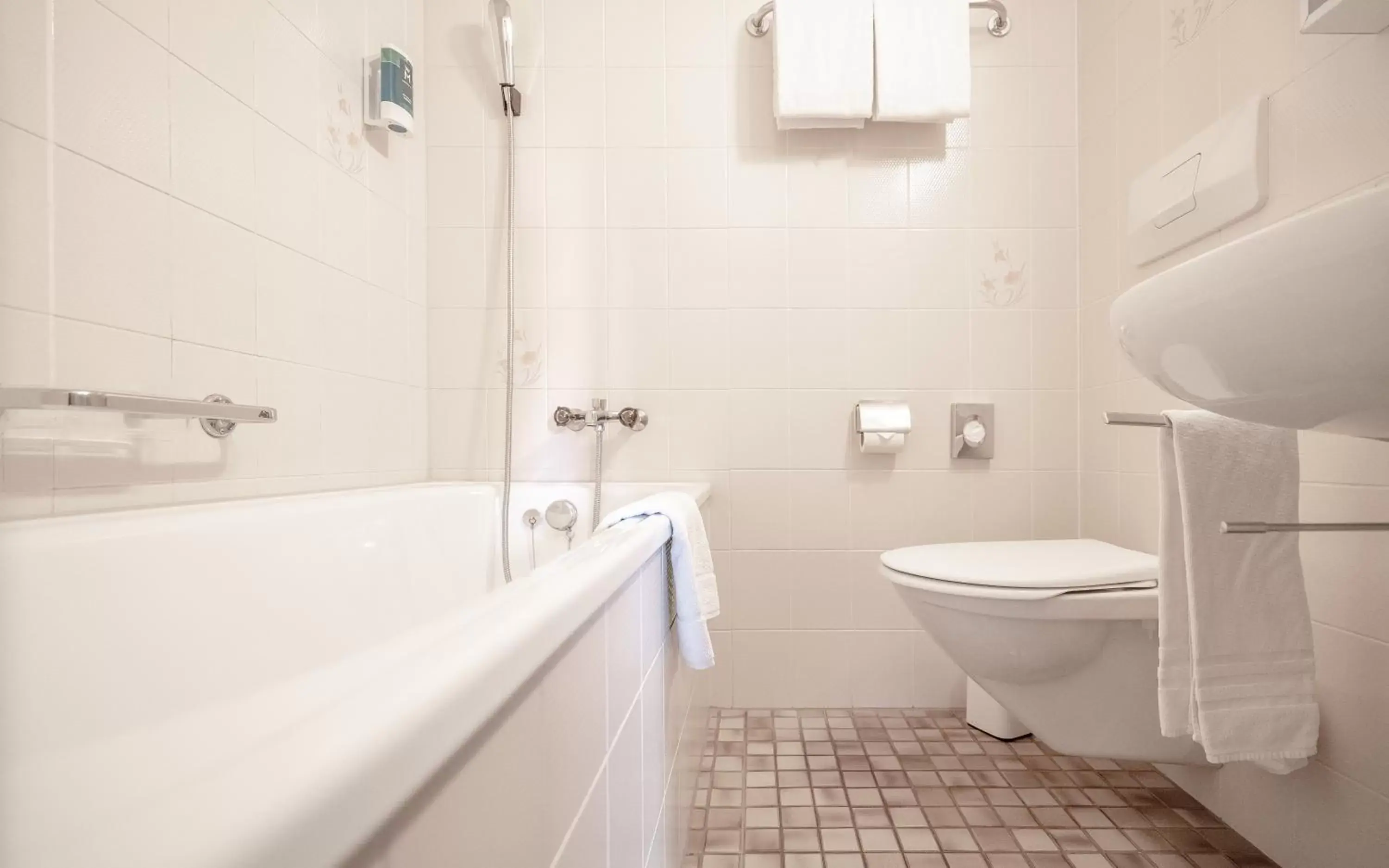 Single Room with French Bed in Hotel Alte Post by Mountain Hotels Single Room with French Bed in Hotel Alte Post by Mountain Hotels