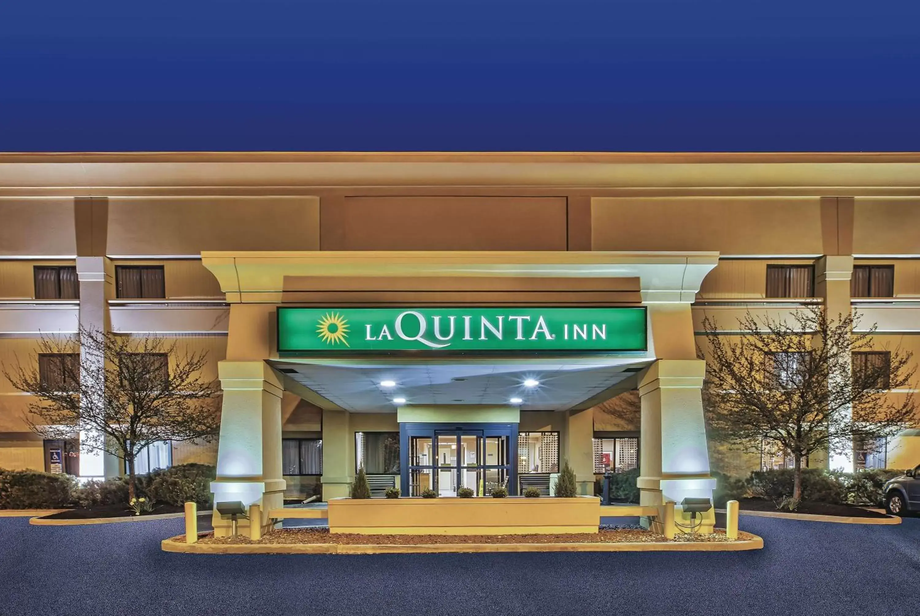 Property building in La Quinta Inn by Wyndham Toledo Perrysburg