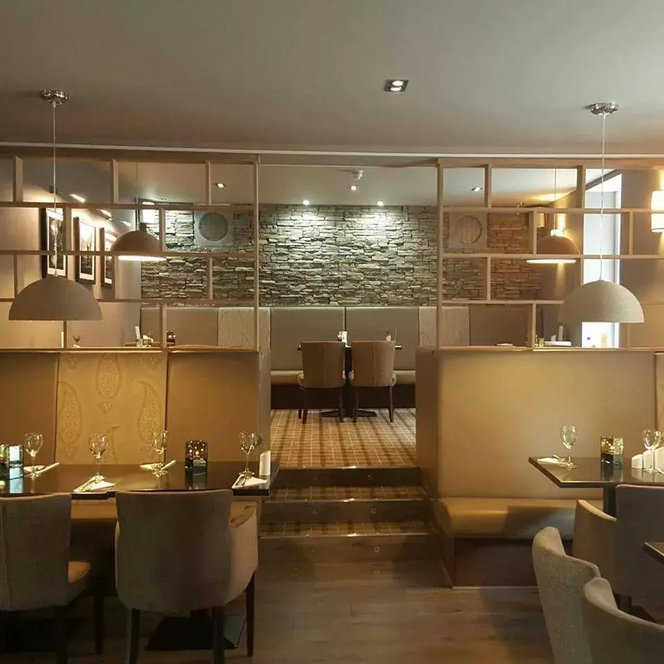 Restaurant/places to eat, Lounge/Bar in Fairburn Hotel