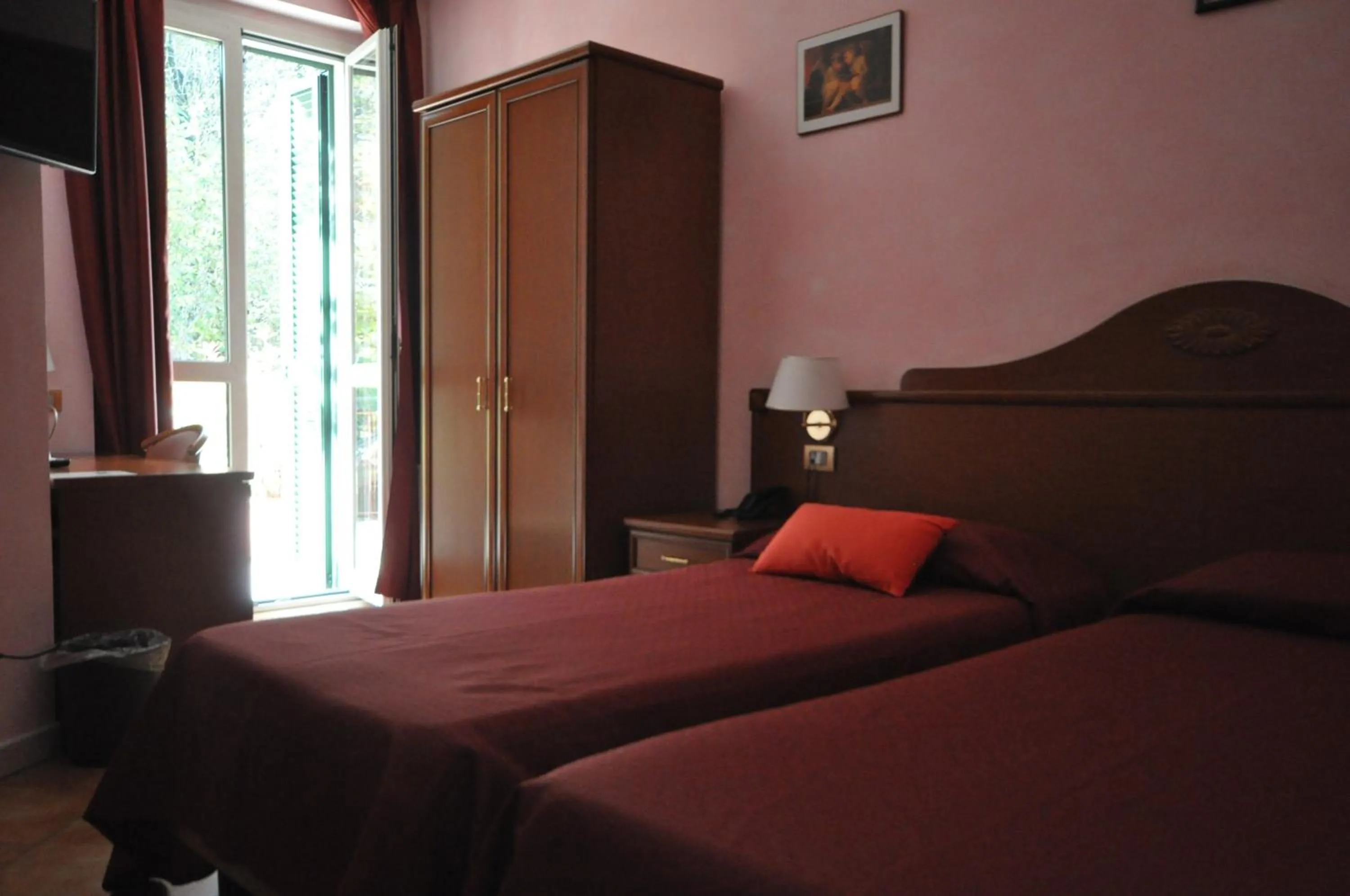Bedroom, Bed in Impero Hotel Beauty & Spa - Bike Hotel