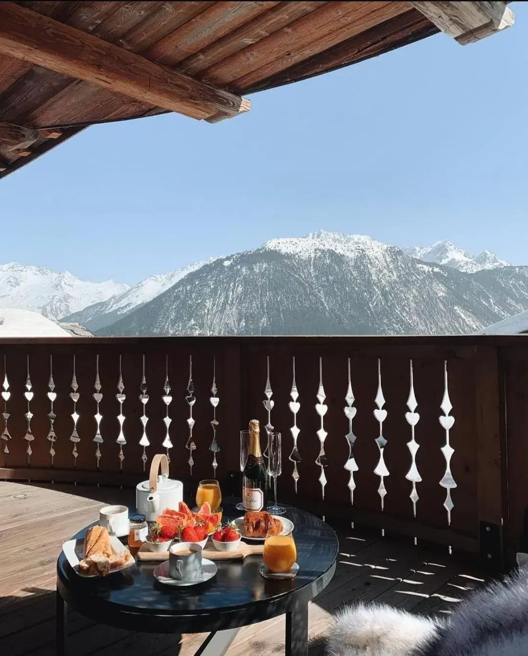 Breakfast, Mountain View in Six Senses Residences & Spa Courchevel