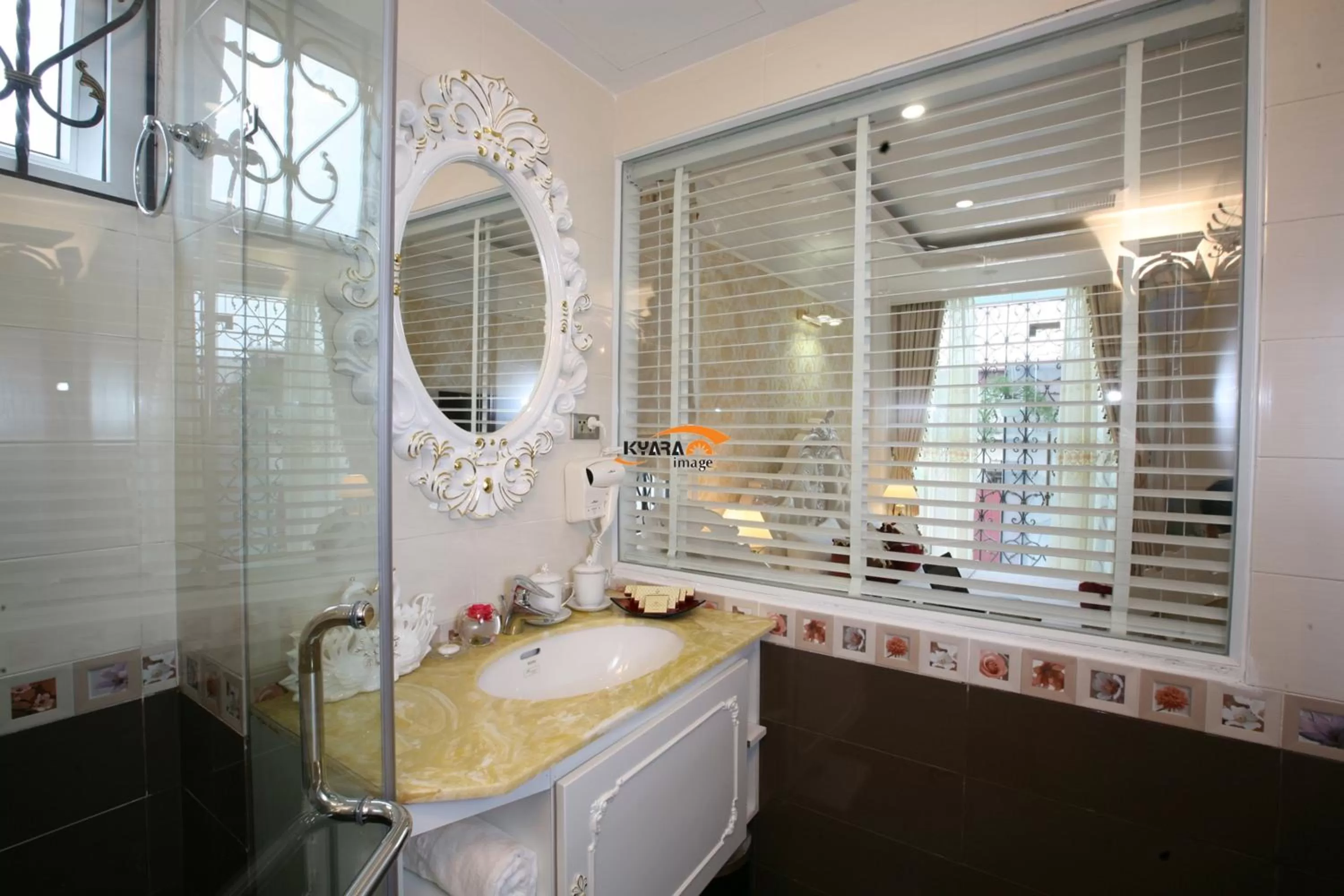 Bathroom in Hanoi Hotel Royal