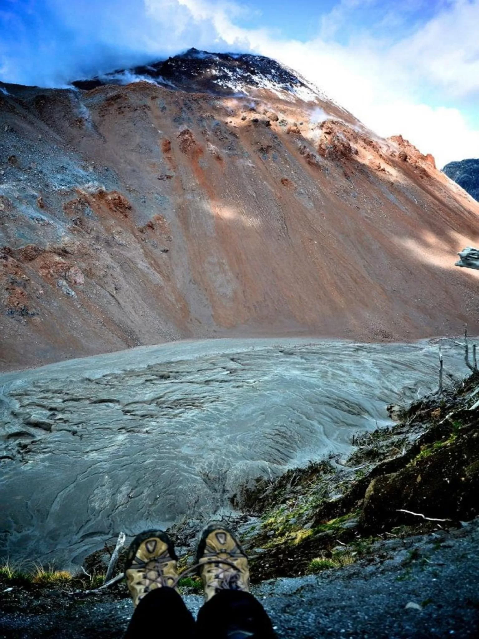 Hiking in Posada de Expediciones Kahuel