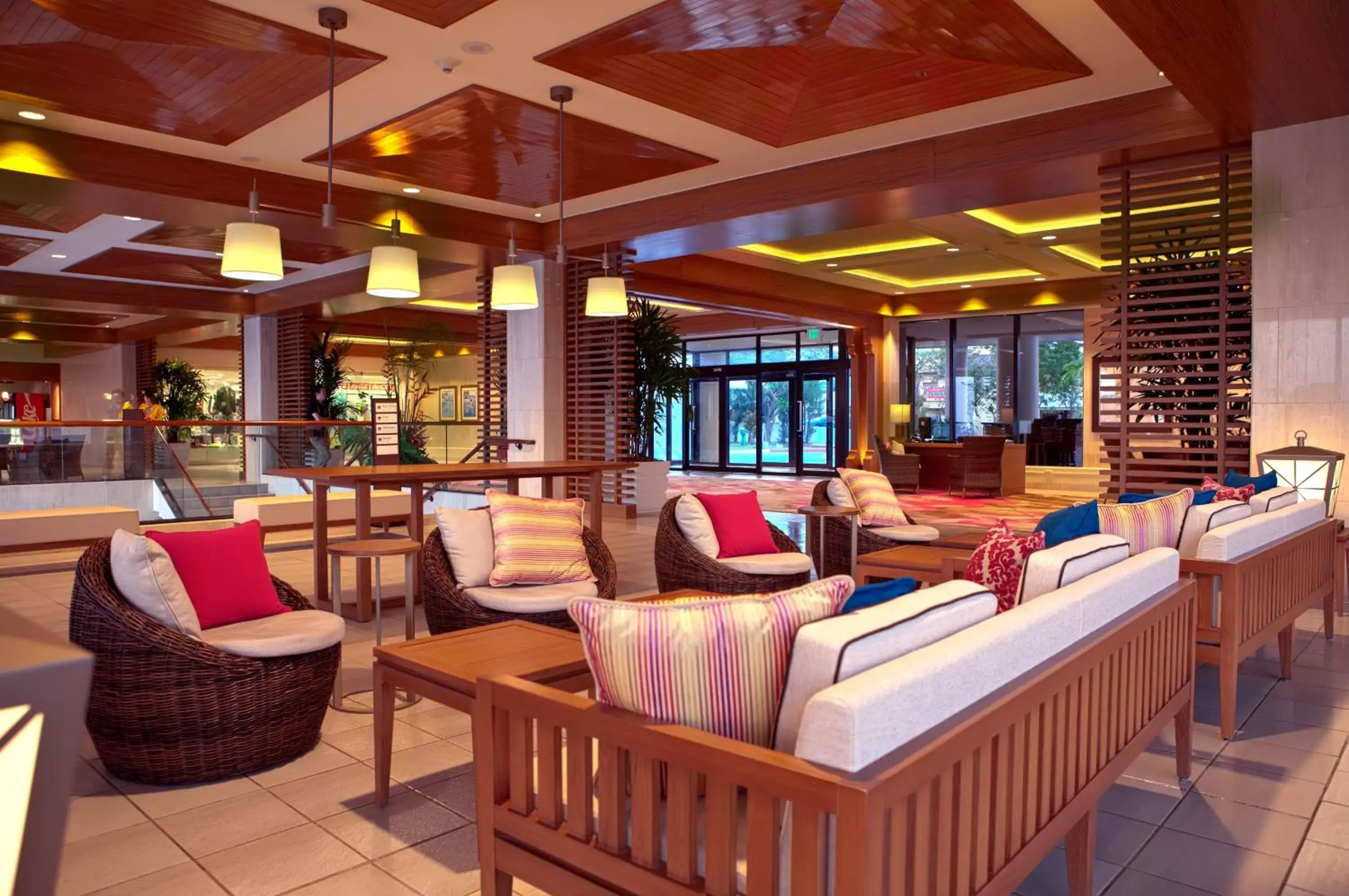Lounge or bar, Lounge/Bar in Guam Reef Hotel