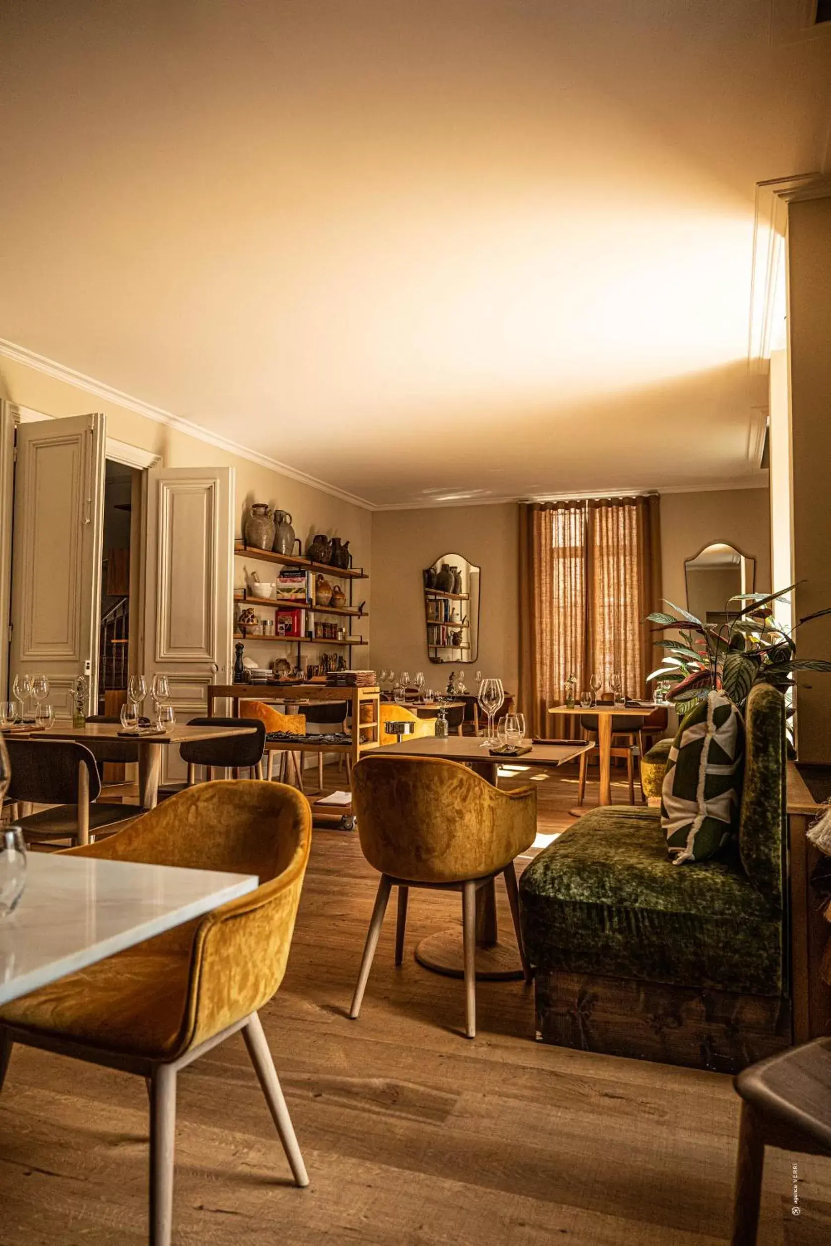 Restaurant/places to eat, Lounge/Bar in Hôtel Le Mosaïque