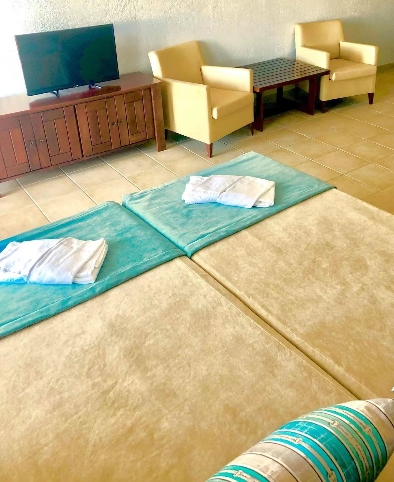 Bedroom in Albufeira Jardim by Umbral