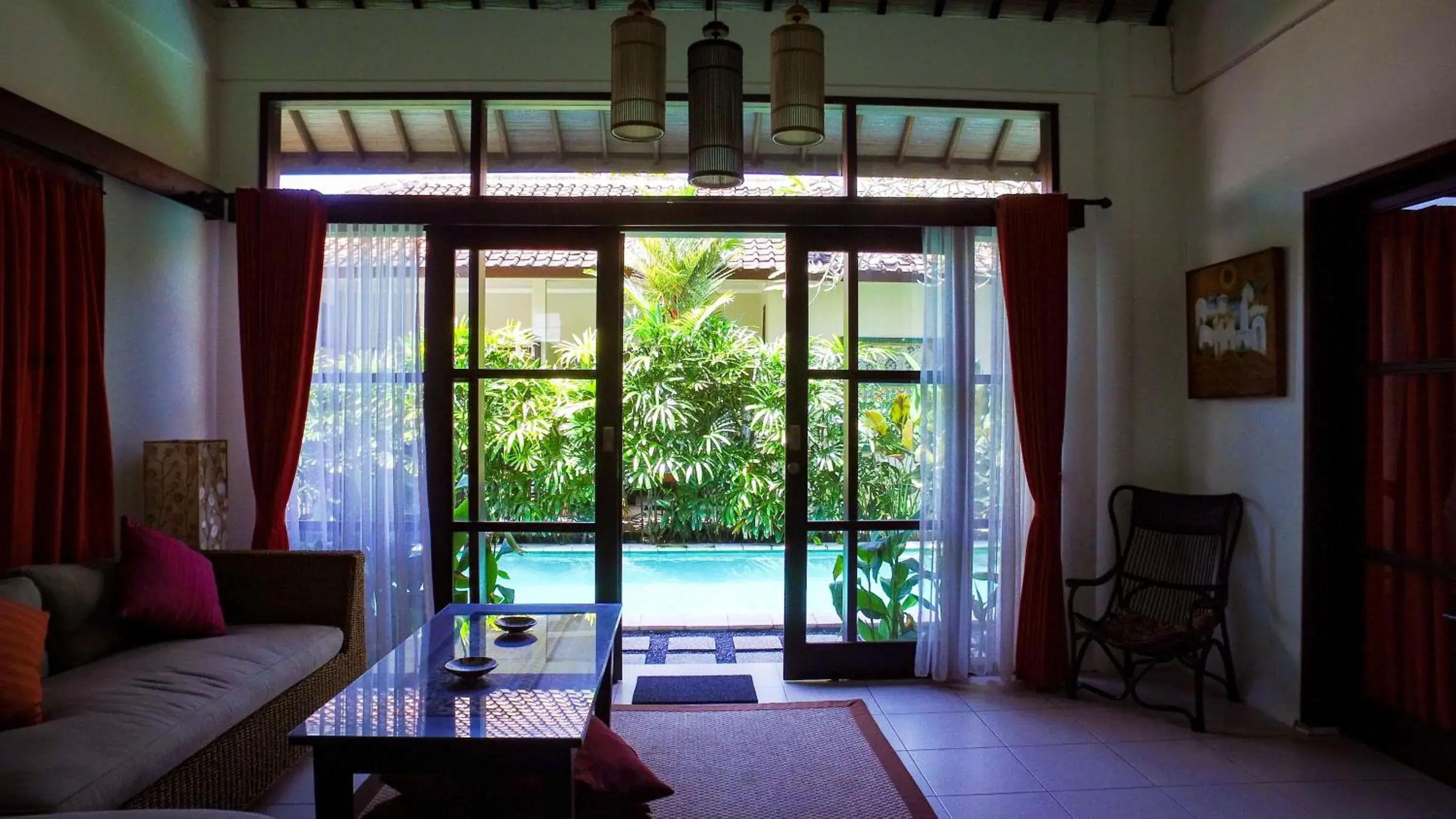 Shower, Seating Area in Kembali Lagi Guest House