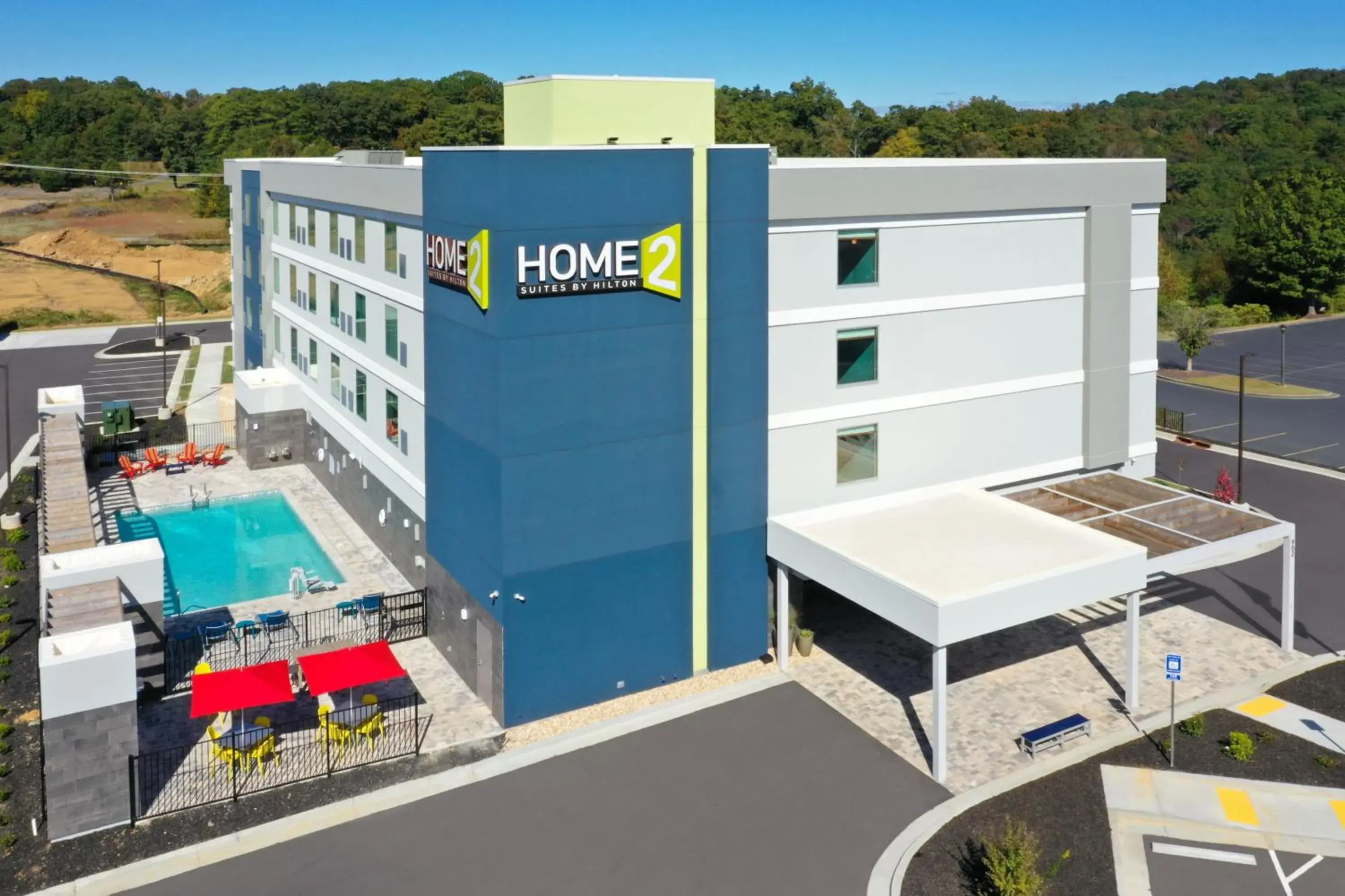 Property building in Home2 Suites By Hilton Calhoun Property building in Home2 Suites By Hilton Calhoun