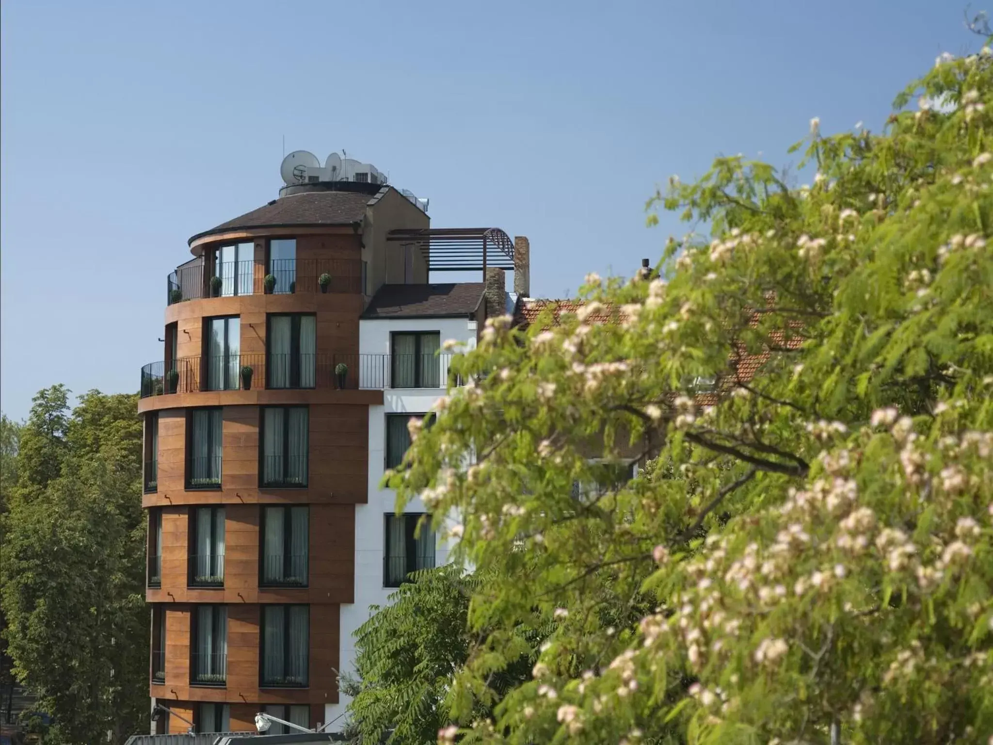 Facade/entrance in mOdus Hotel Facade/entrance in mOdus Hotel