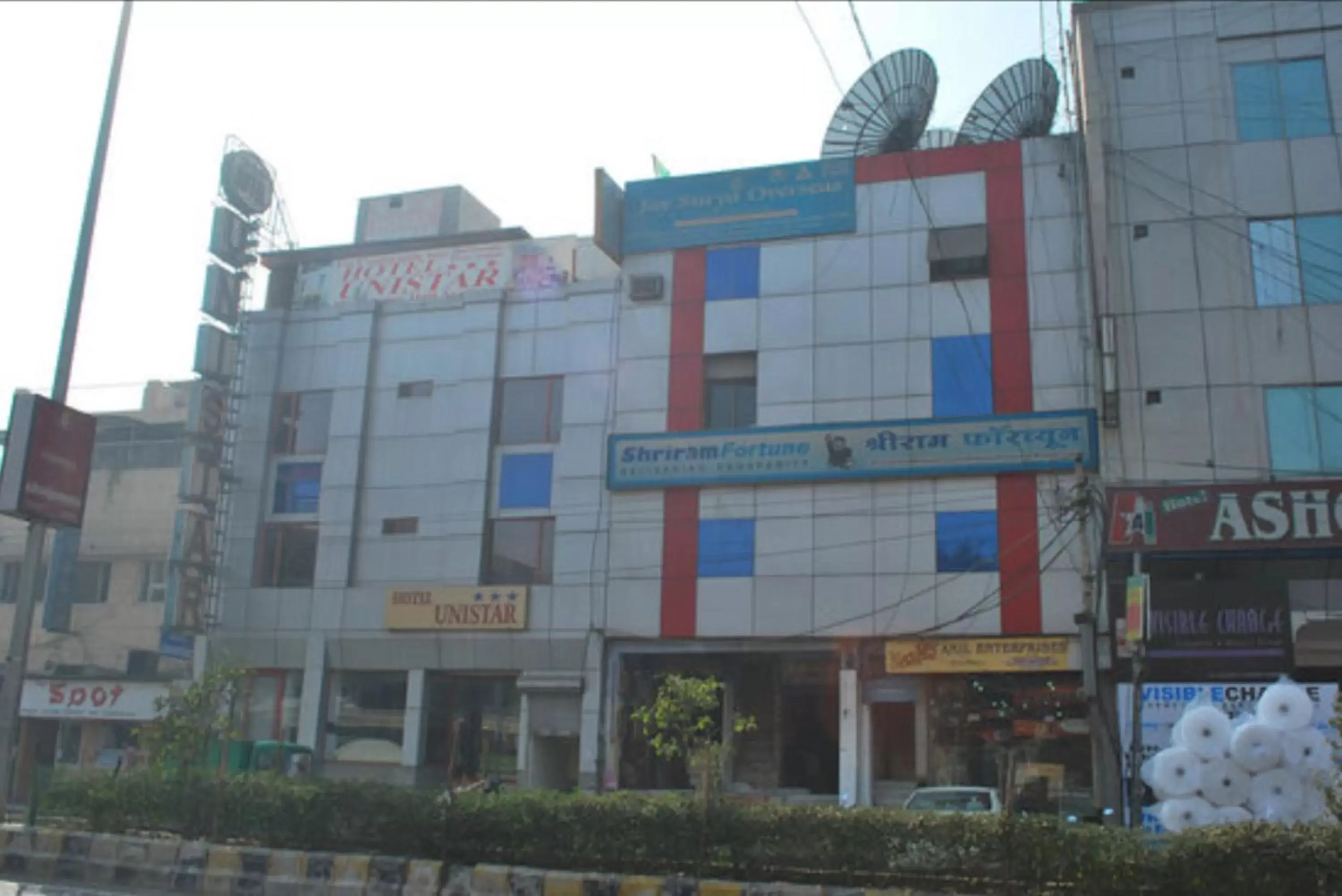 Facade/entrance, Property Building in Hotel Unistar