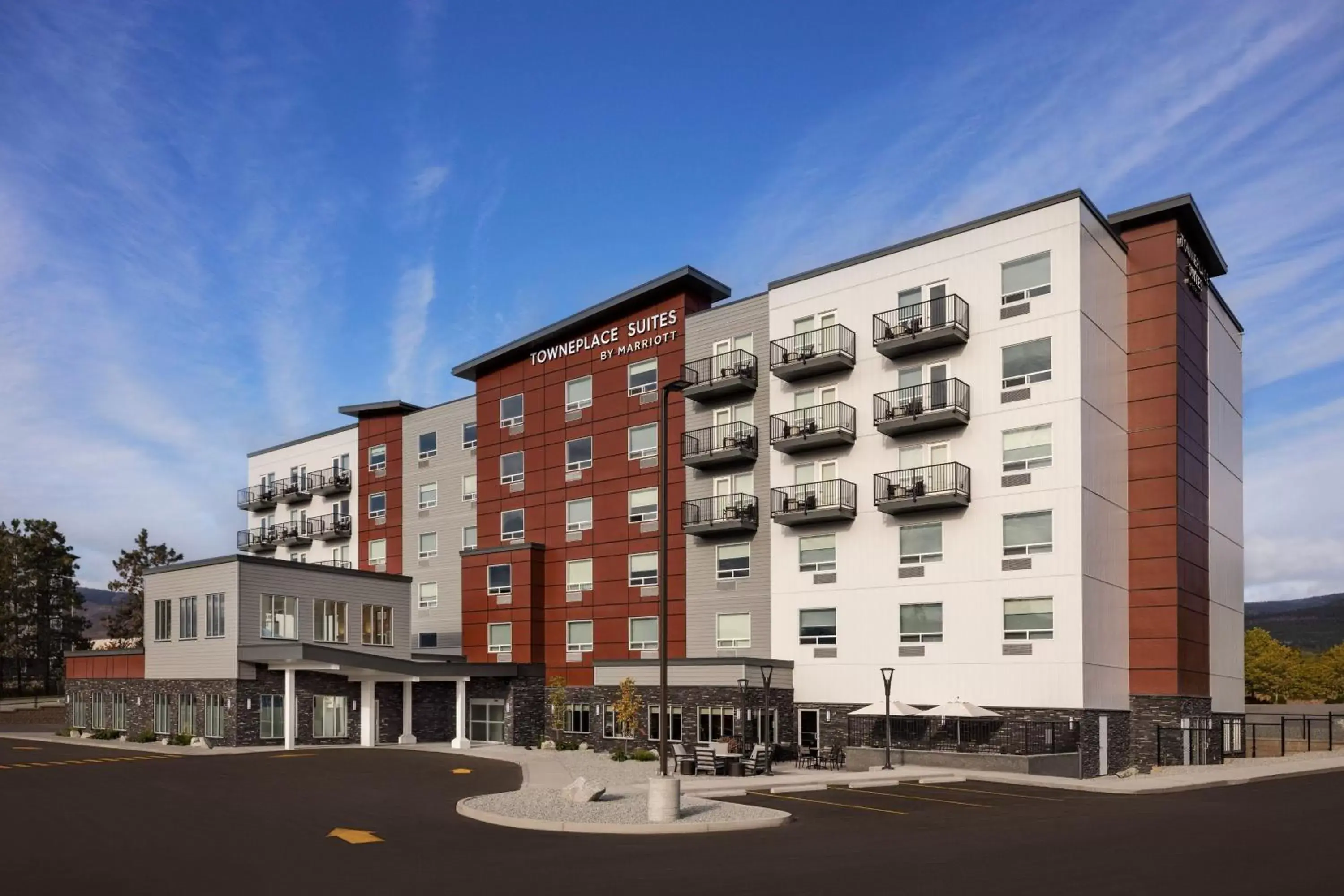 Property Building in TownePlace Suites by Marriott West Kelowna