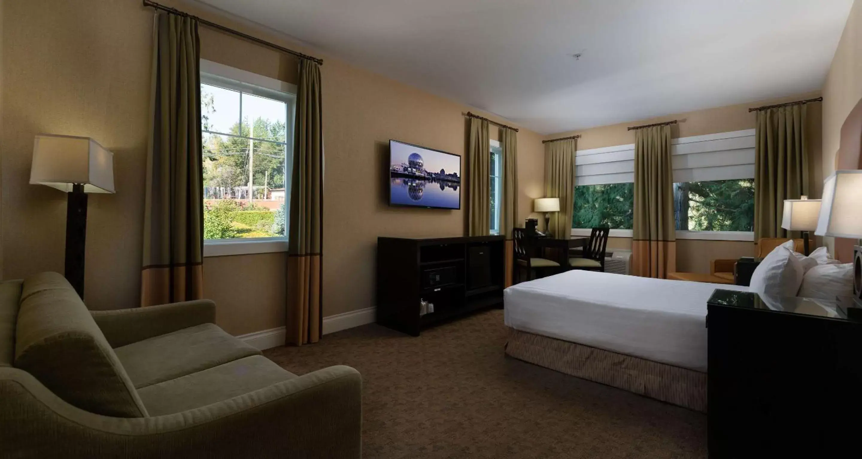 Bedroom, View in Prestige Oceanfront Resort, WorldHotels Luxury