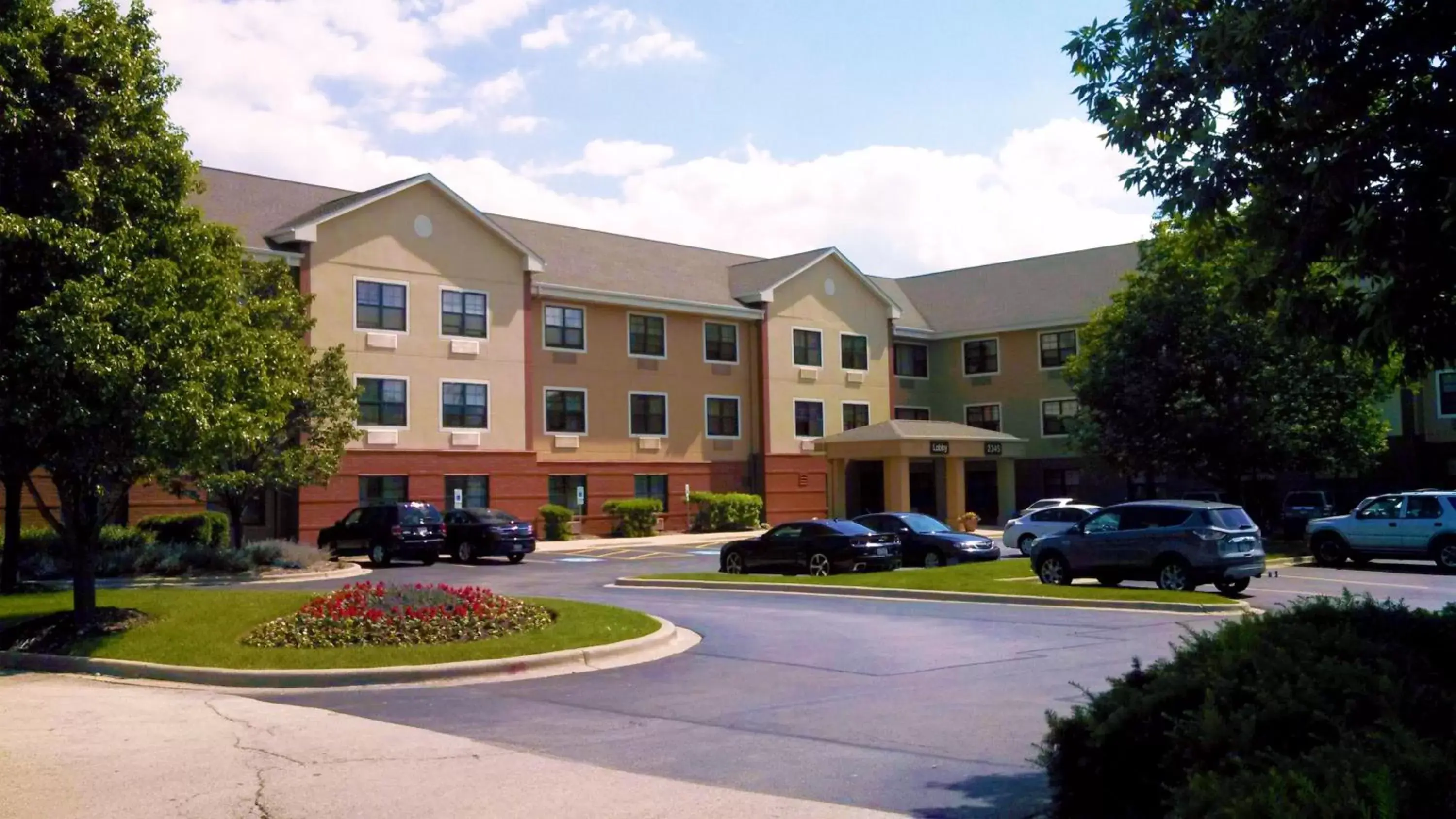 Property building in Extended Stay America Suites - Chicago - Darien