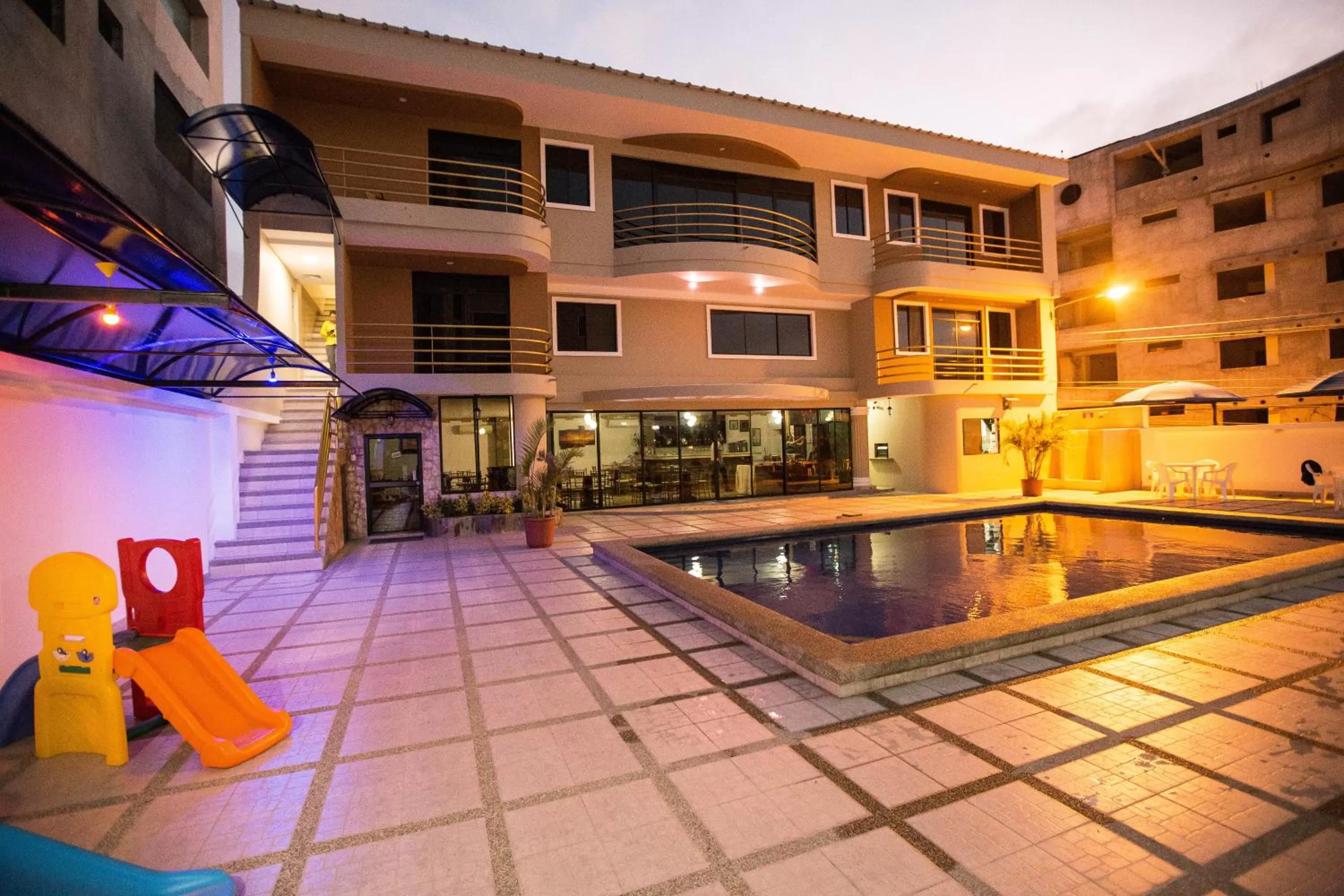 Swimming pool in Hotel Bucaneiro