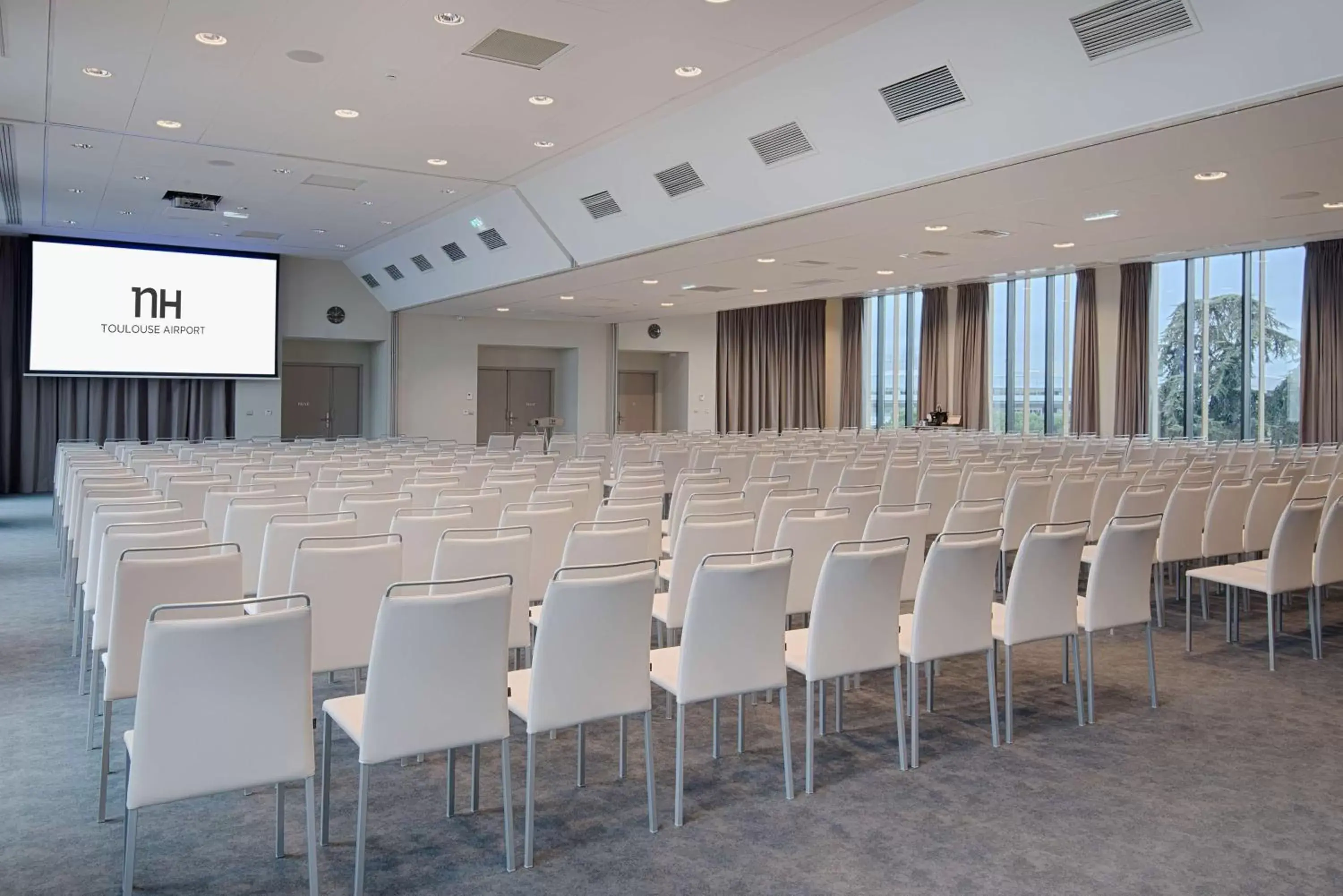 Meeting/conference room in NH Toulouse Airport