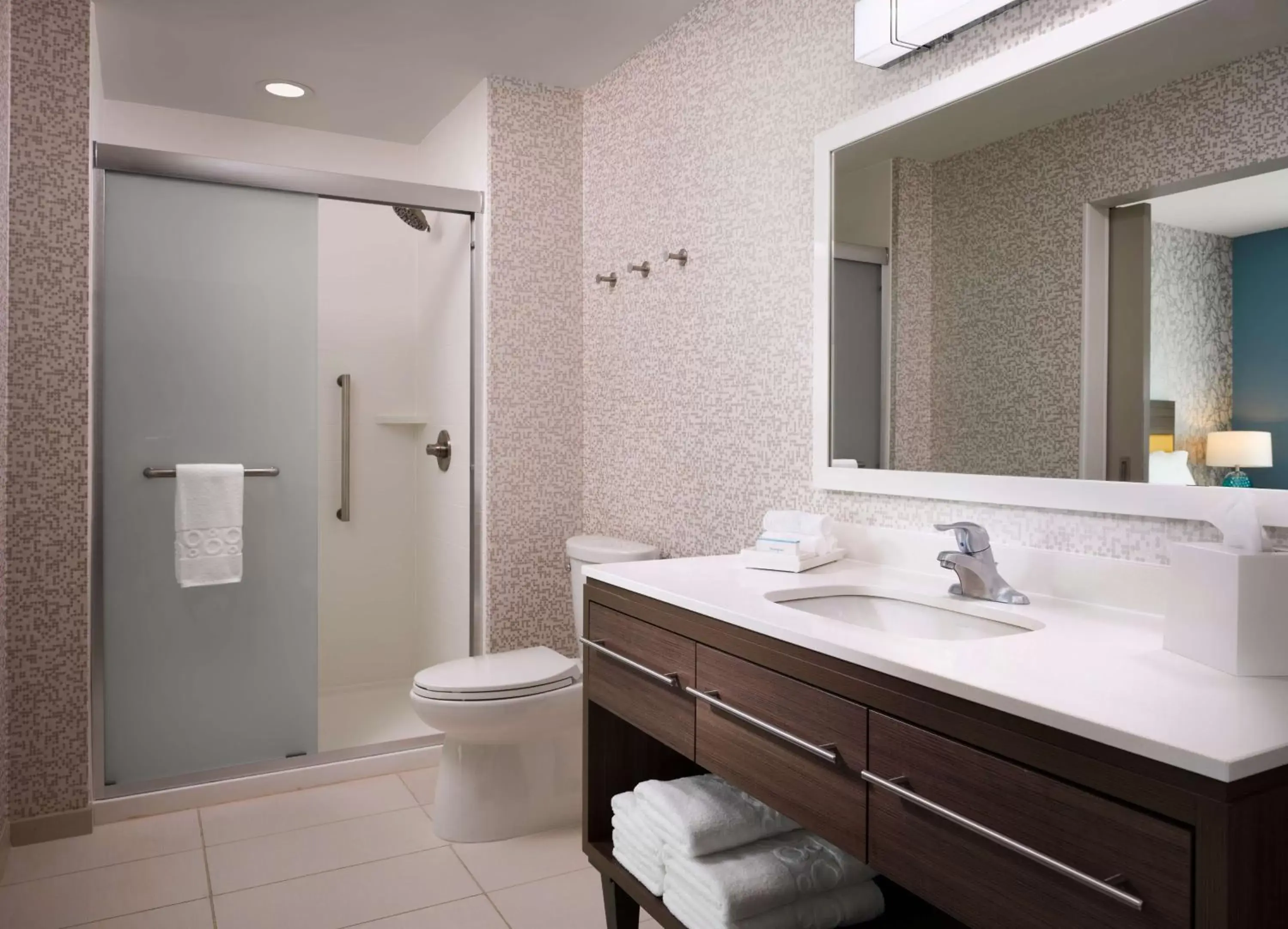 Bathroom in Home2 Suites By Hilton Tupelo