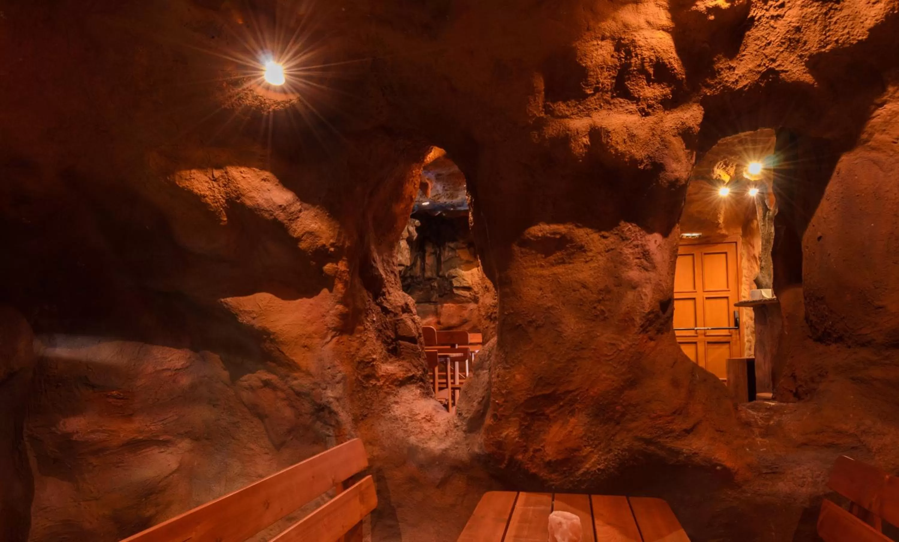 Restaurant/places to eat in Hotel Trilobit