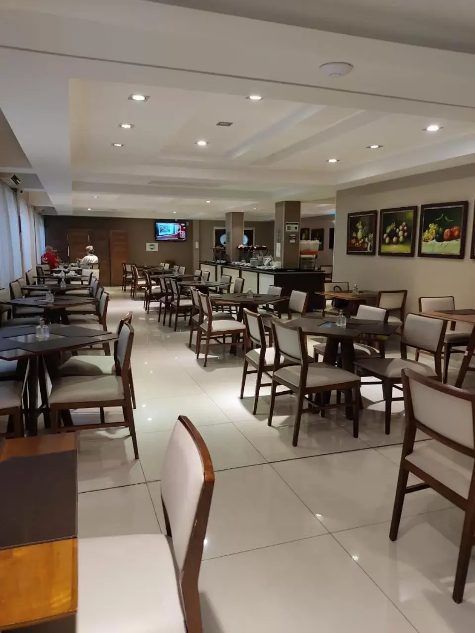 Restaurant/places to eat in Viale Tower Hotel Restaurant/places to eat in Viale Tower Hotel