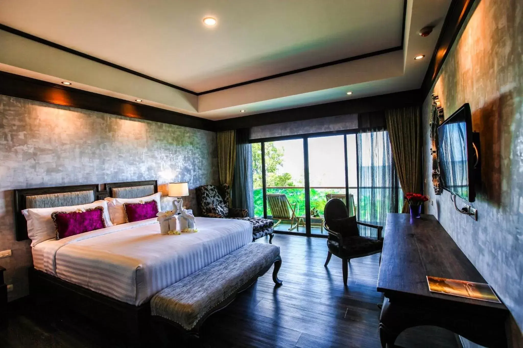 Photo of the whole room in I Calm Resort Cha Am