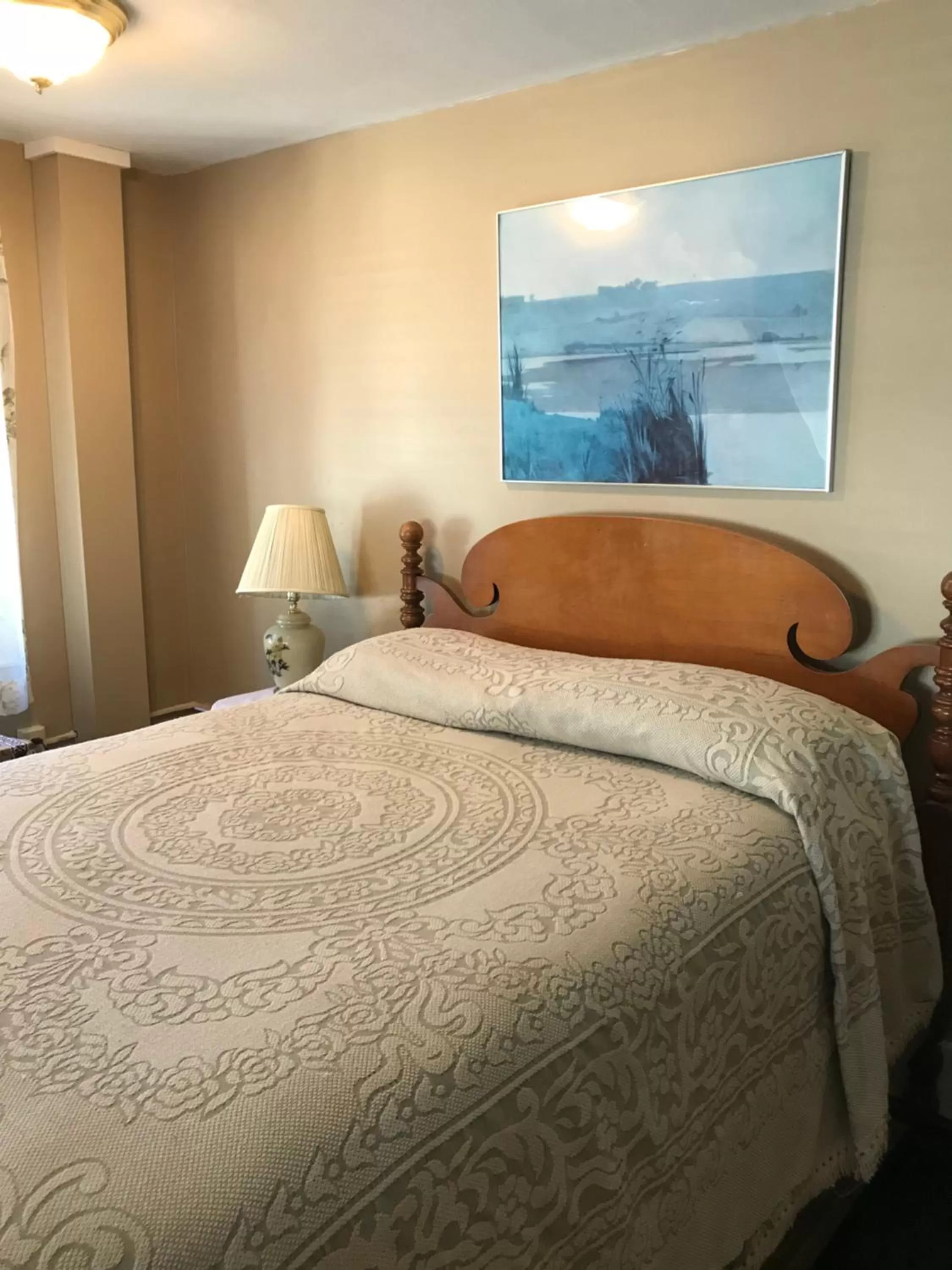 Bed in Maple Hill Farm Bed & Breakfast