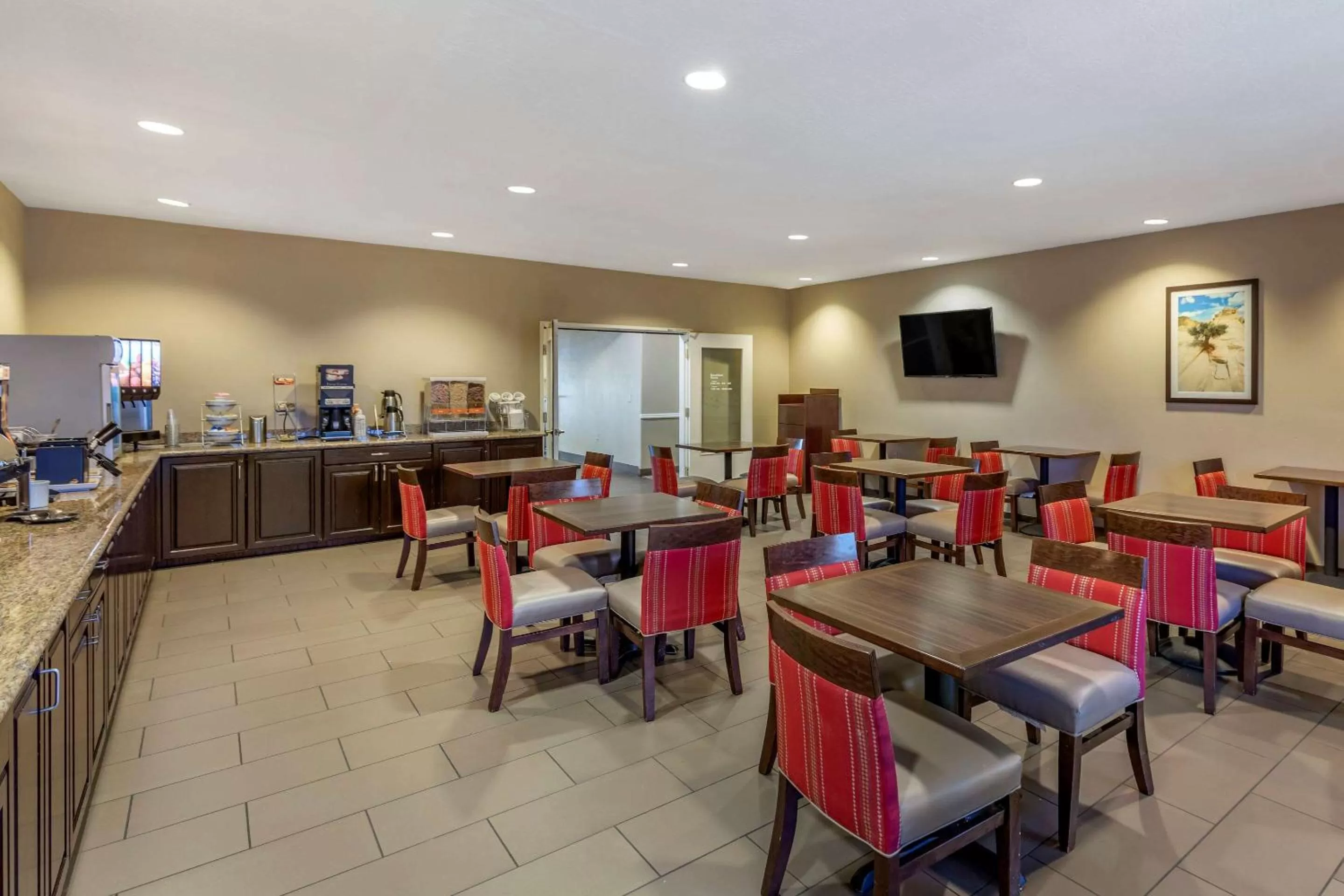 Restaurant/places to eat in Comfort Inn Saint George North