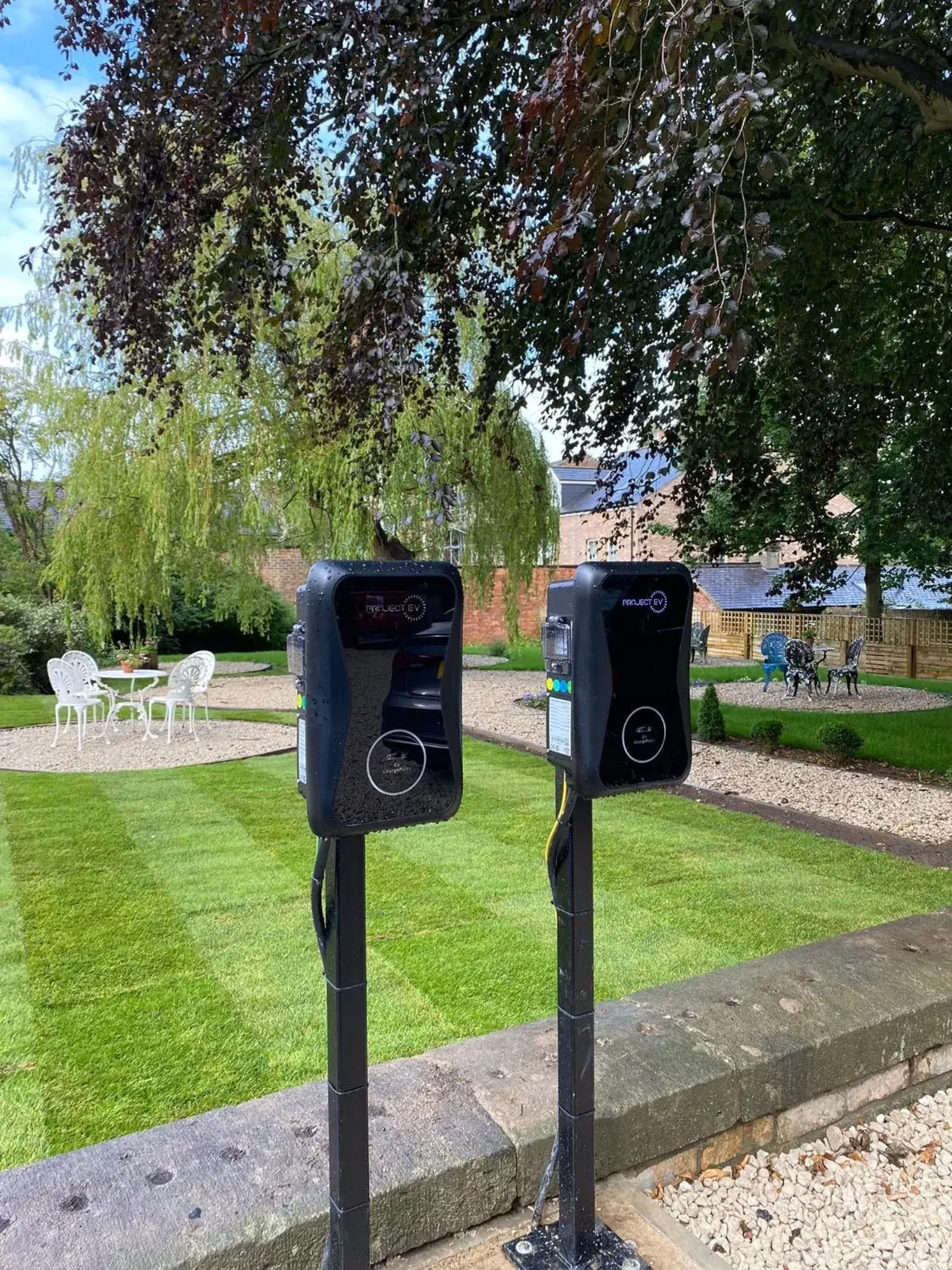 Garden view in Railway House York by Chateau Anna