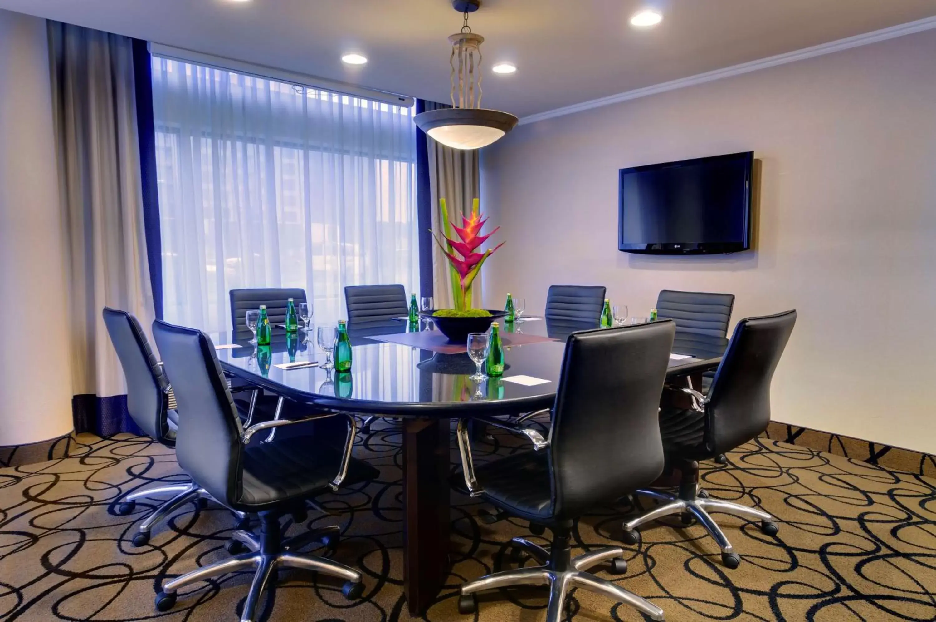 Meeting/conference room in DoubleTree by Hilton Orange County Airport