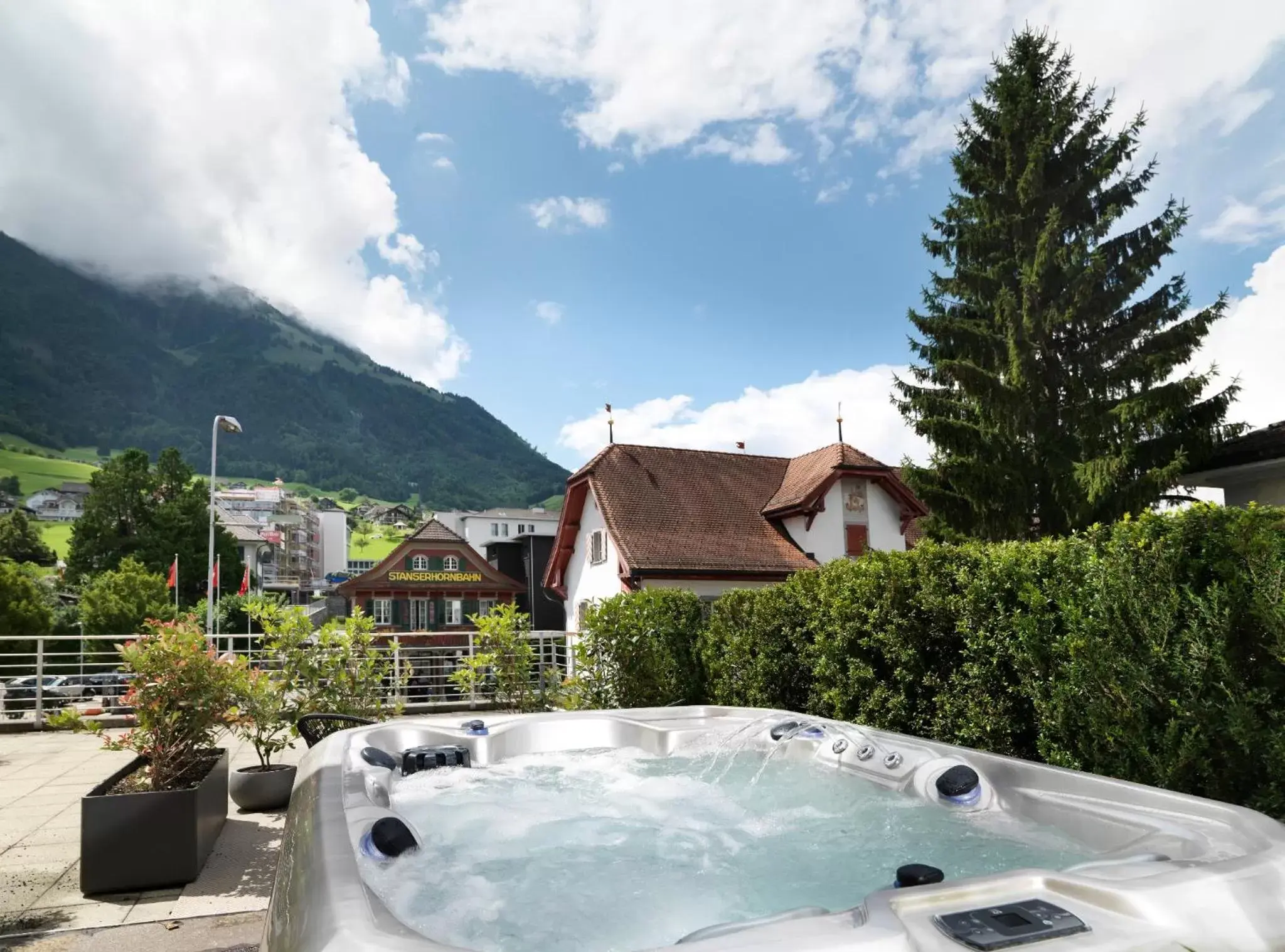 Hot Tub in Boutique Hotel Stanserhof