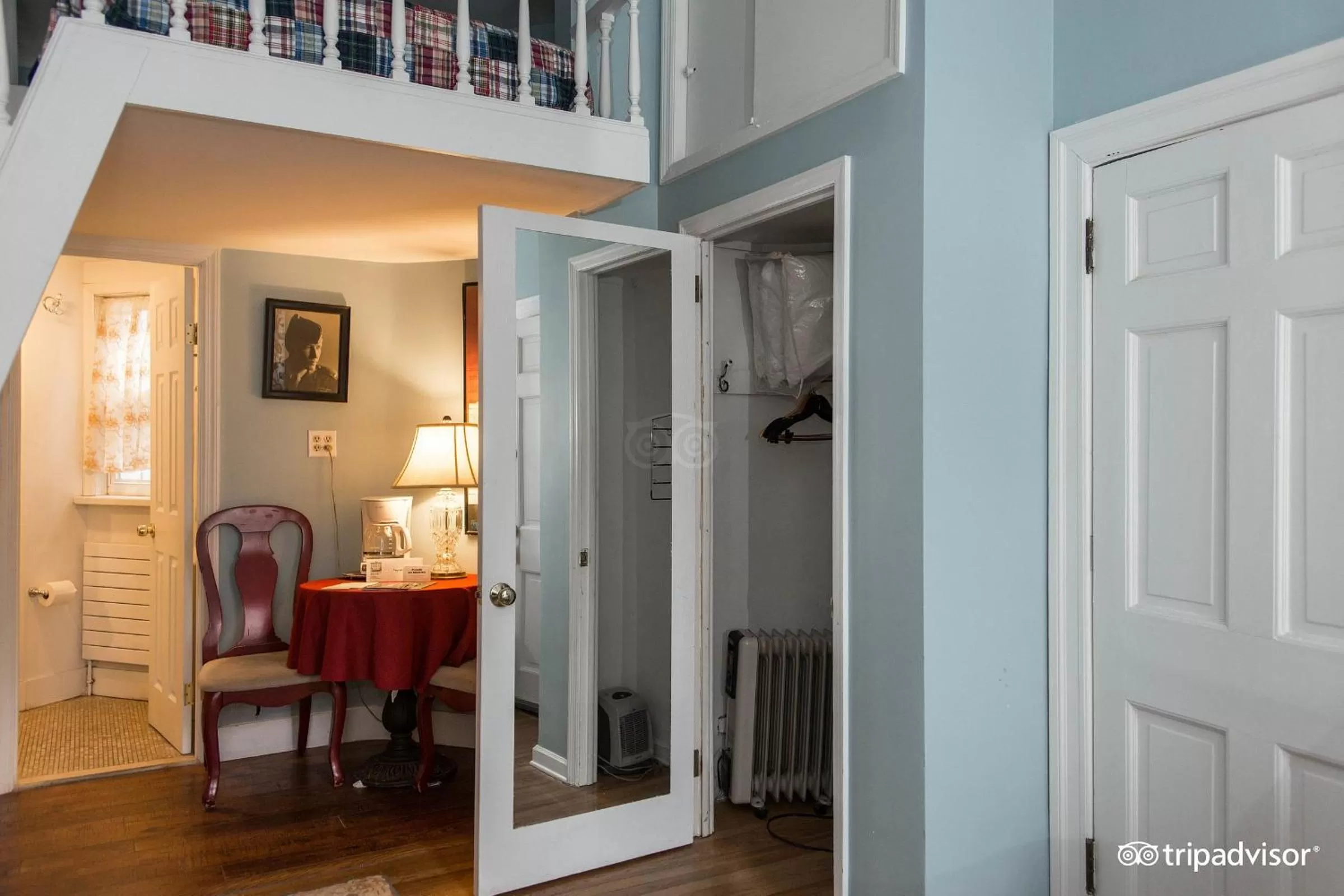 Seating area in Incentra Village Hotel