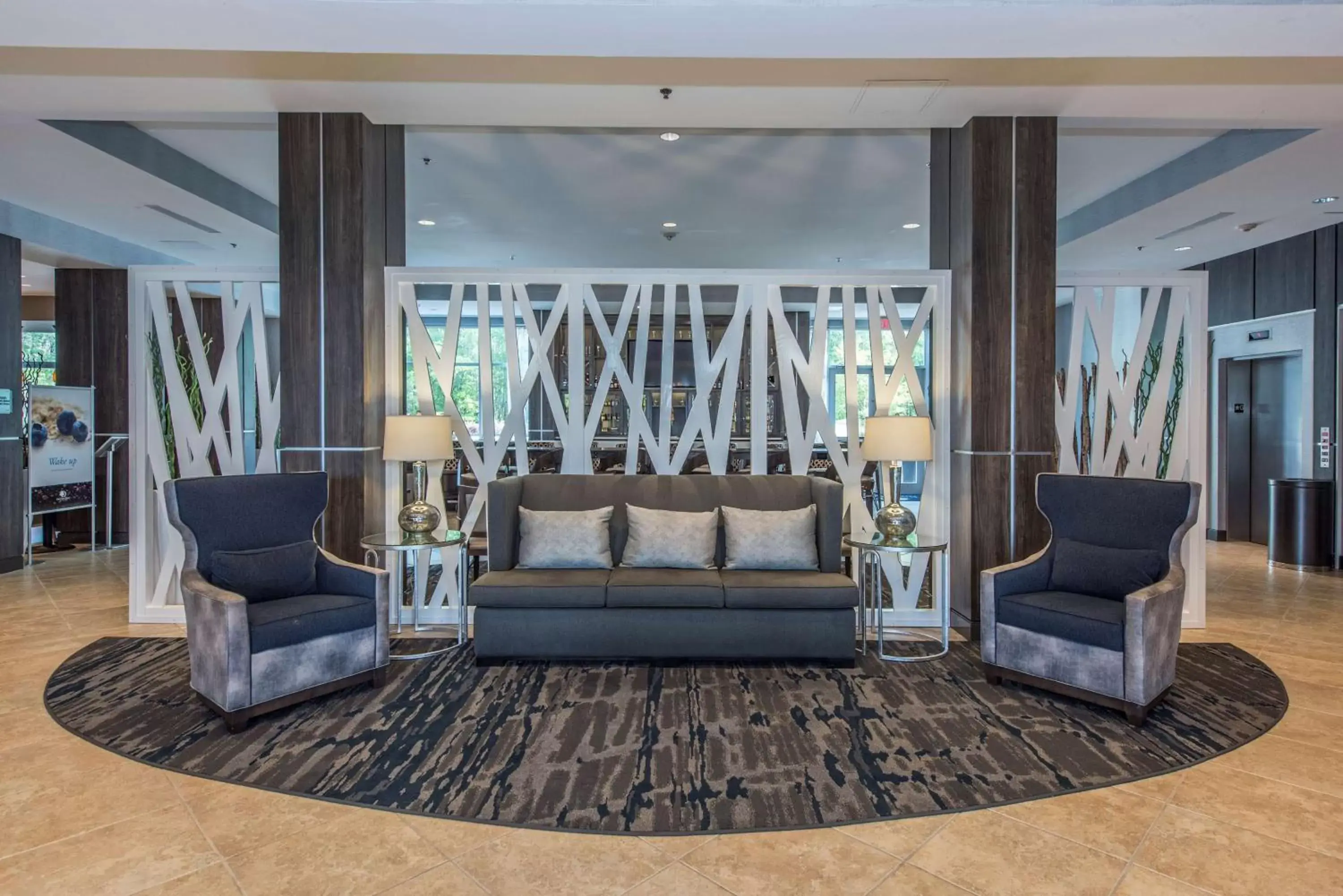 Lobby or reception, Seating Area in DoubleTree by Hilton North Charleston - Convention Center