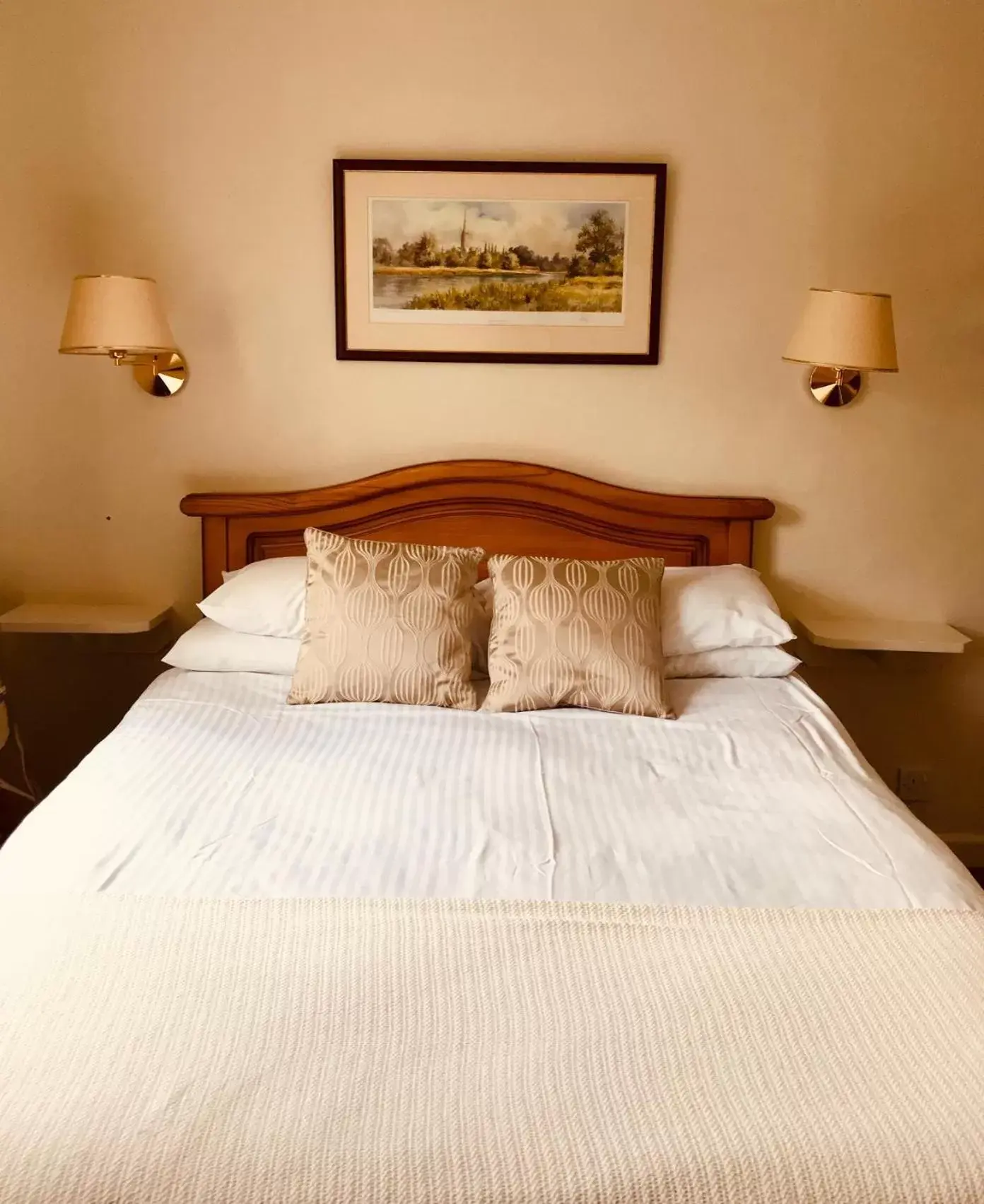 Bed in The Barford Inn