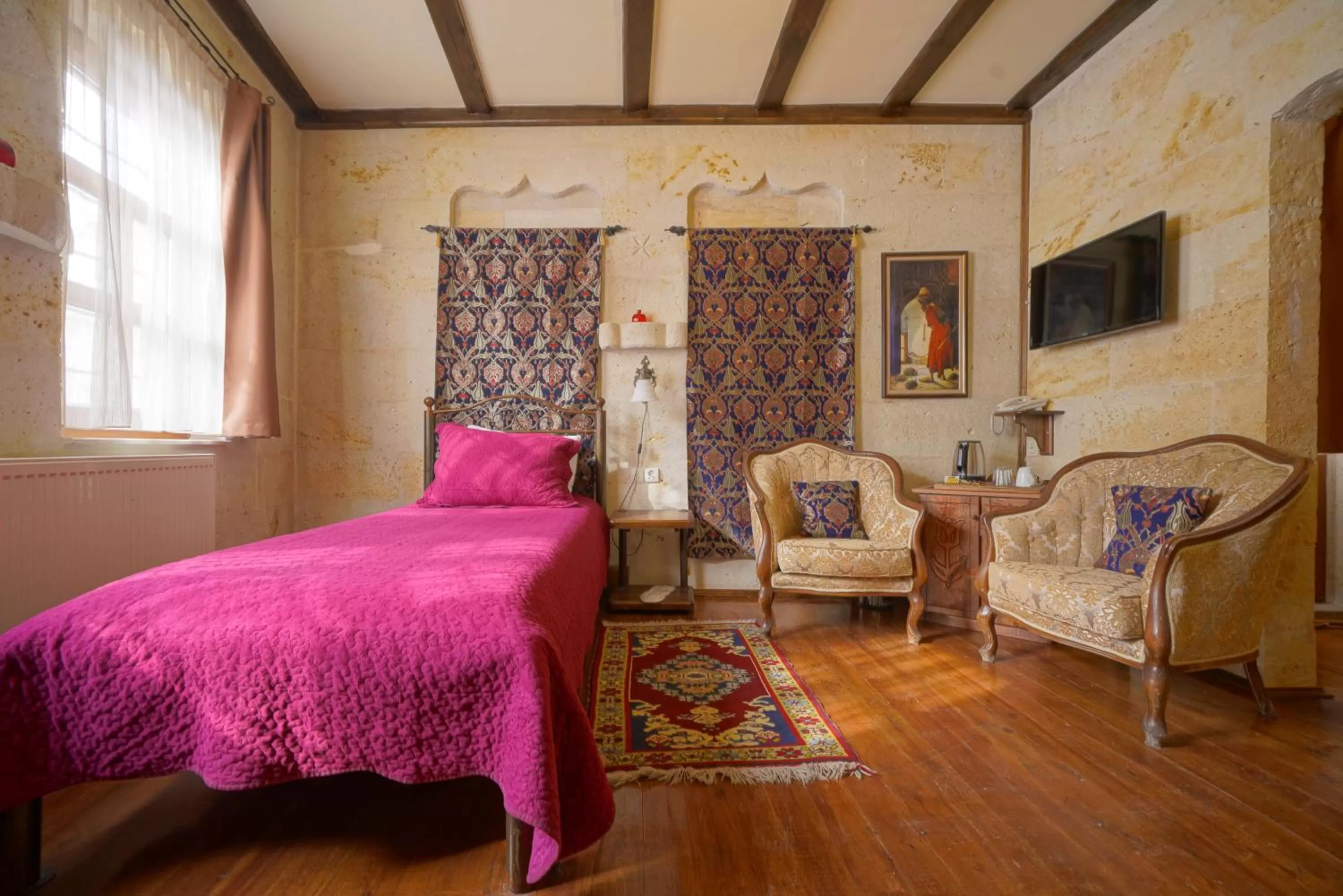 Bed in Vista Cave Hotel