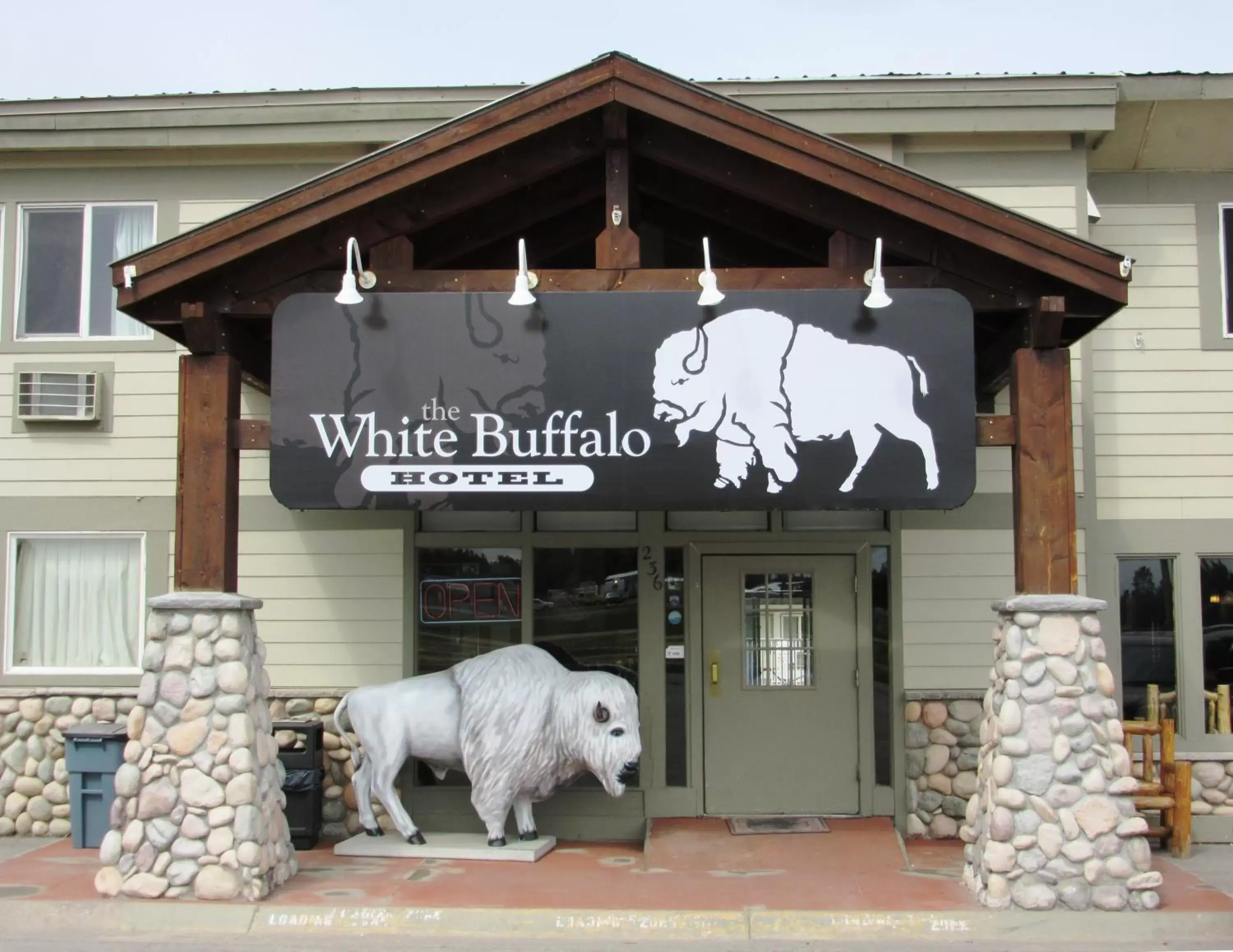 Facade/entrance in White Buffalo Hotel