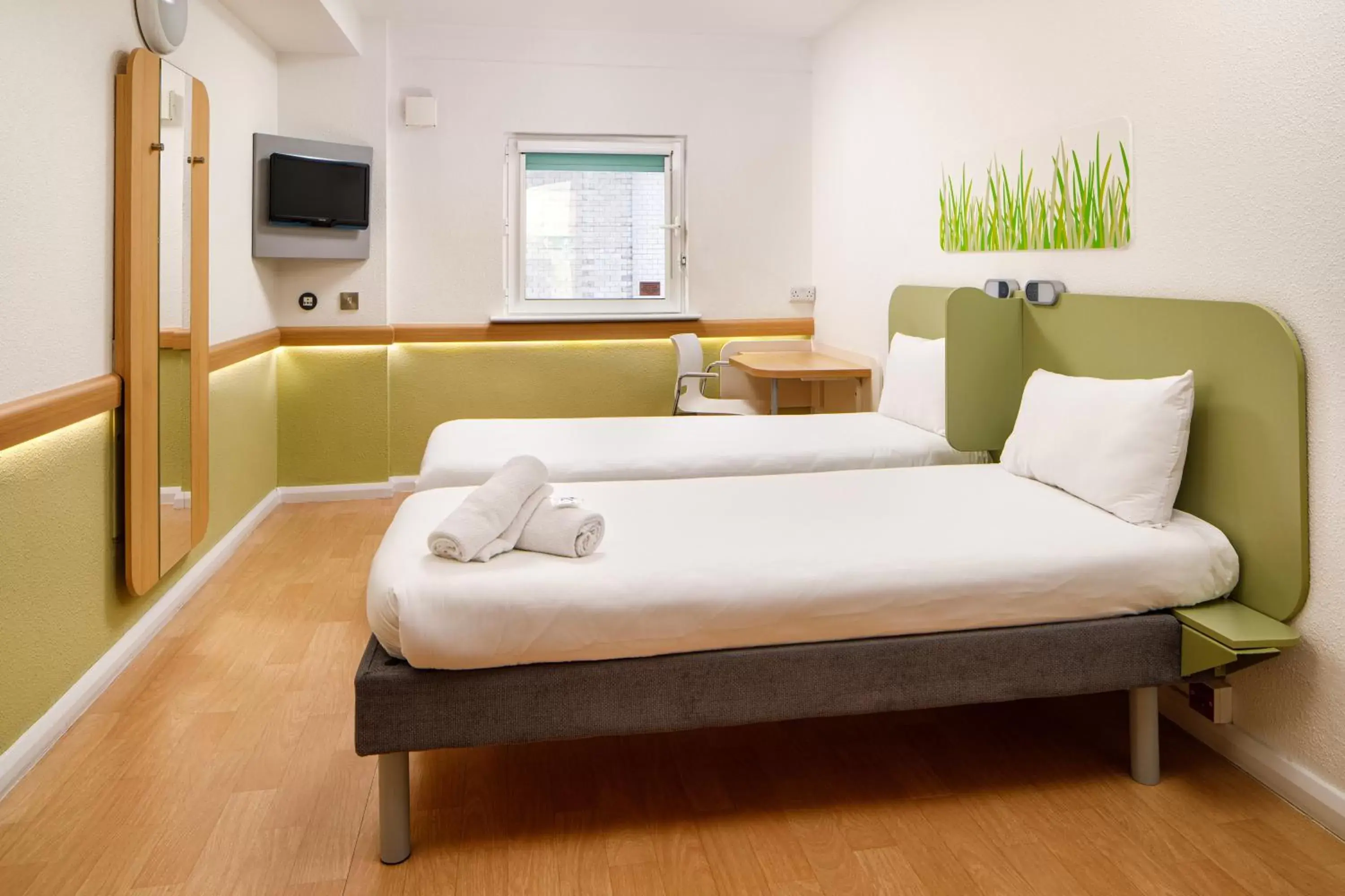 Bed in ibis budget Cardiff Centre Bed in ibis budget Cardiff Centre