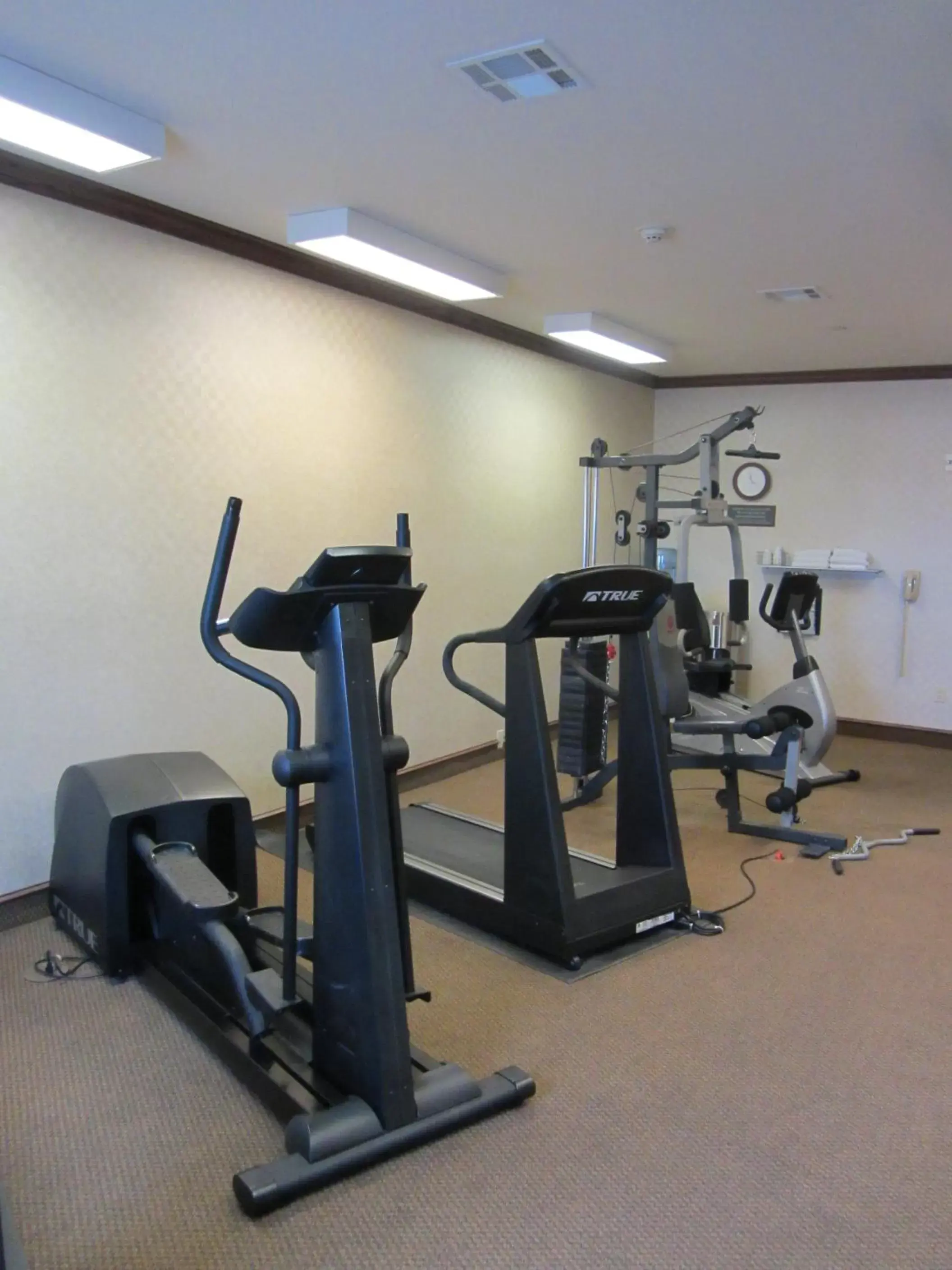 Fitness centre/facilities, Fitness Center/Facilities in Country Inn & Suites by Radisson, Amarillo I-40 West, TX