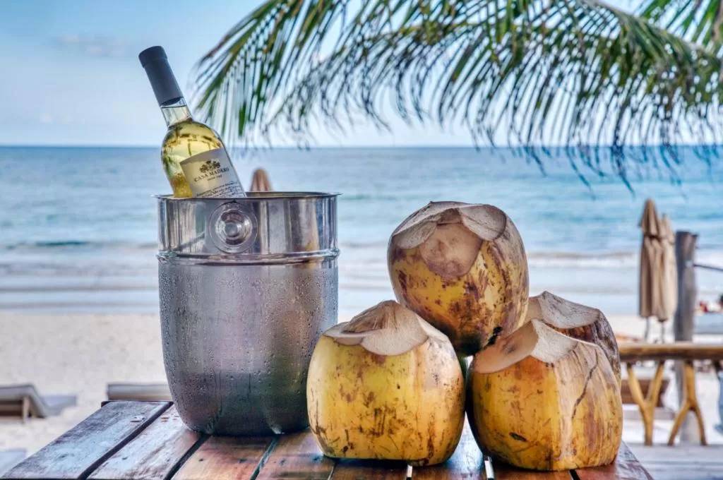 Restaurant/places to eat in Alaya Tulum by Ahau Collection