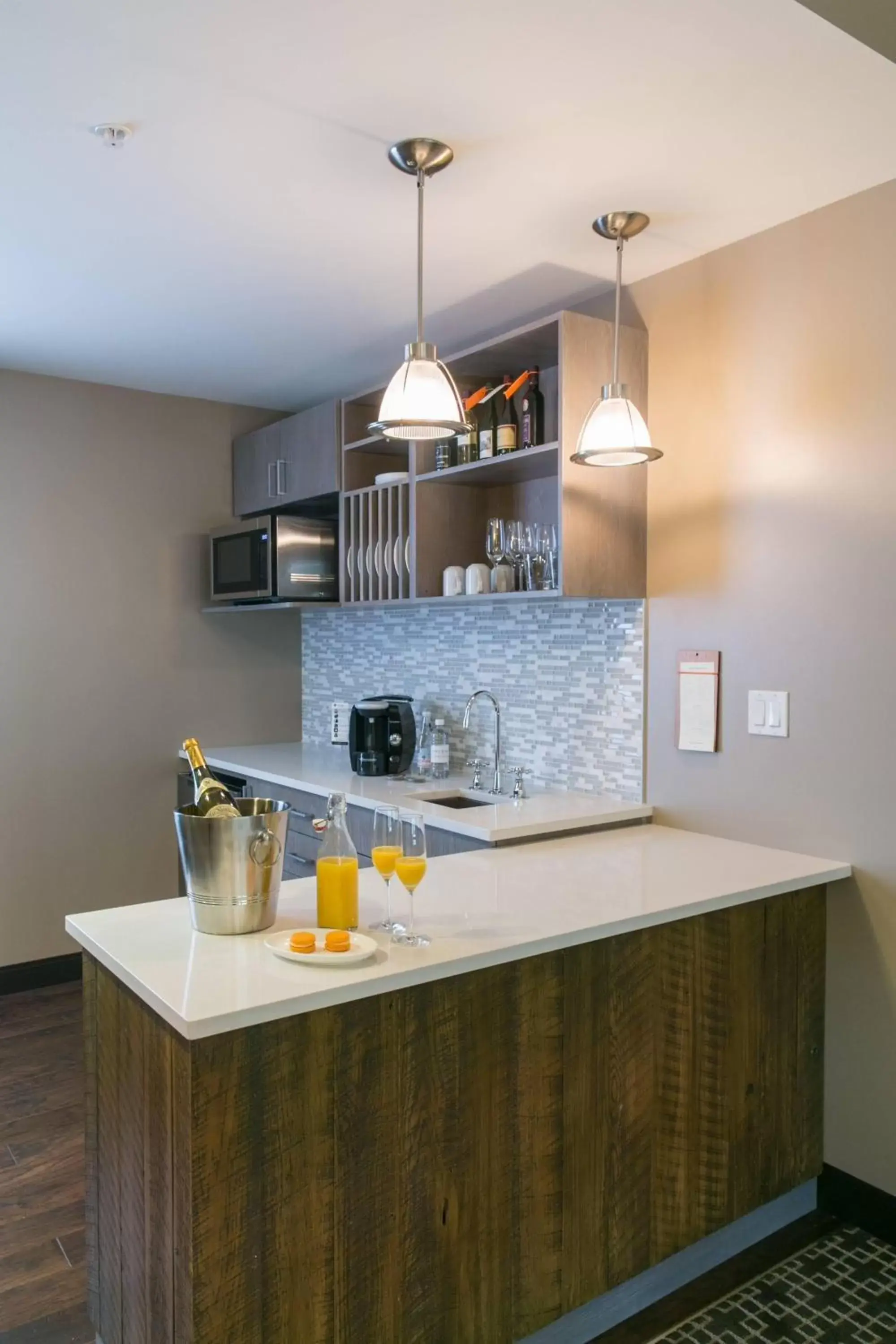 Kitchen or kitchenette, Kitchen/Kitchenette in Epicurean Hotel, Autograph Collection