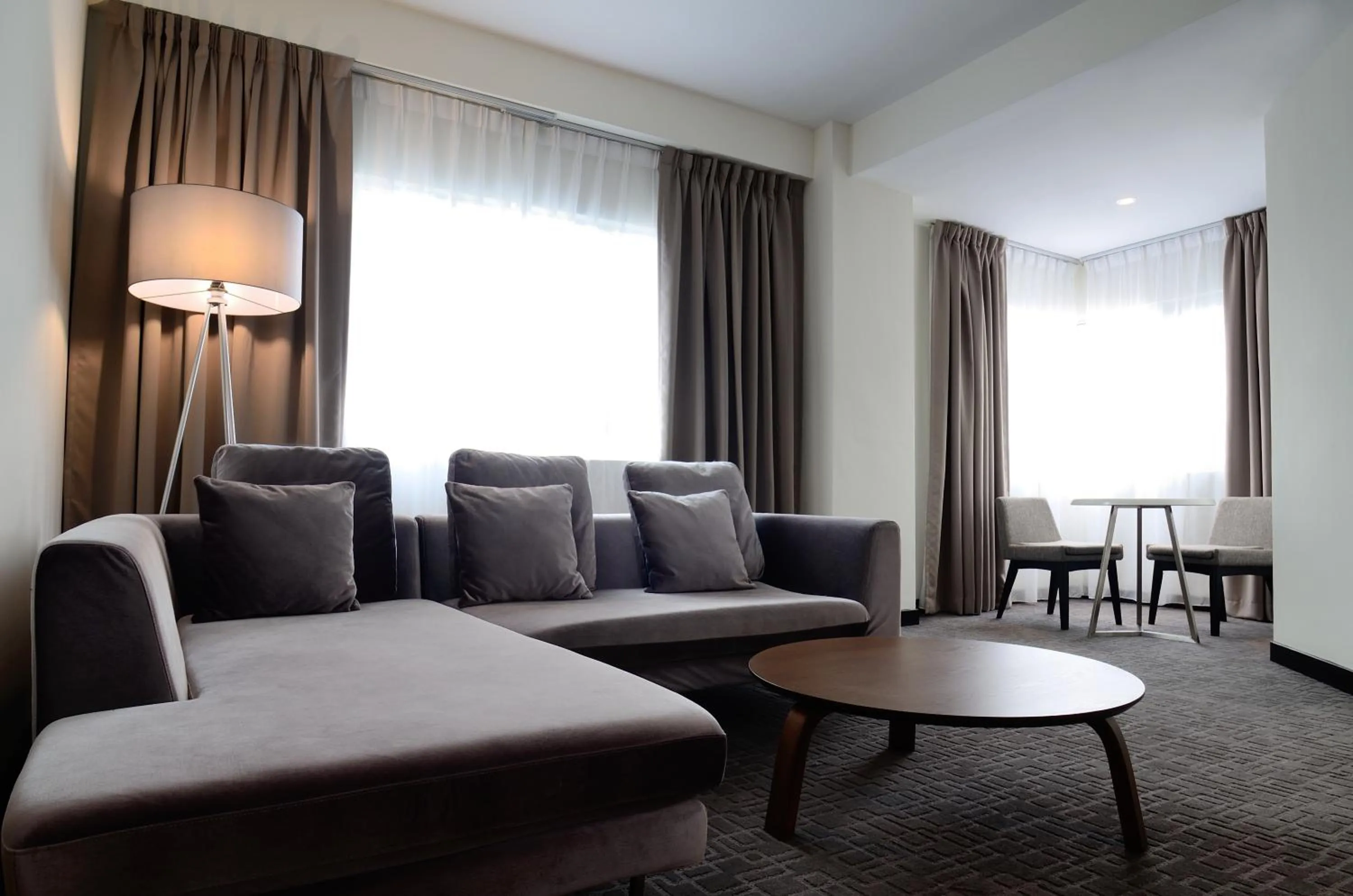 Photo of the whole room in StarCity Hotel