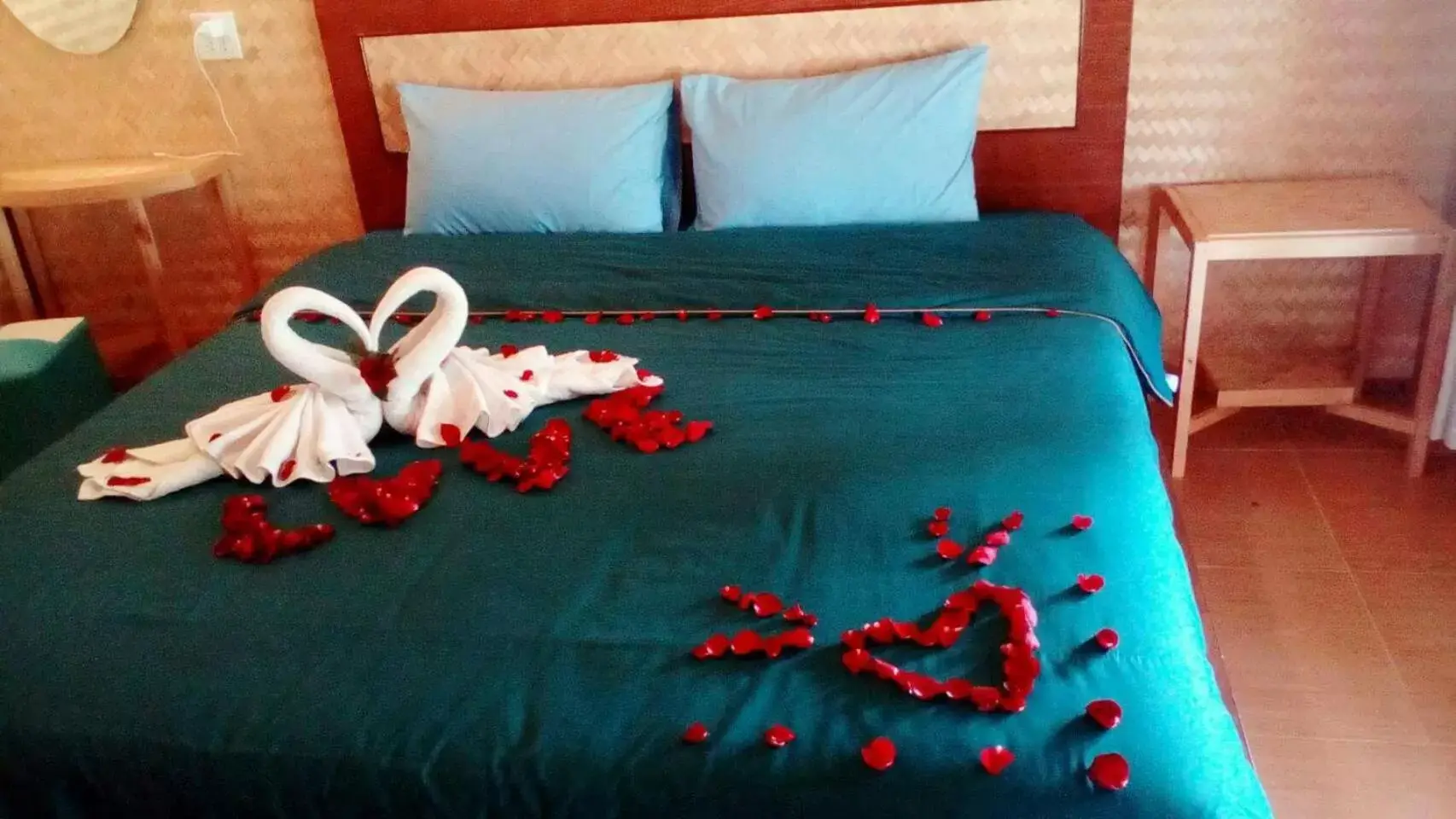 Bed in Bamboo House Resort Bed in Bamboo House Resort