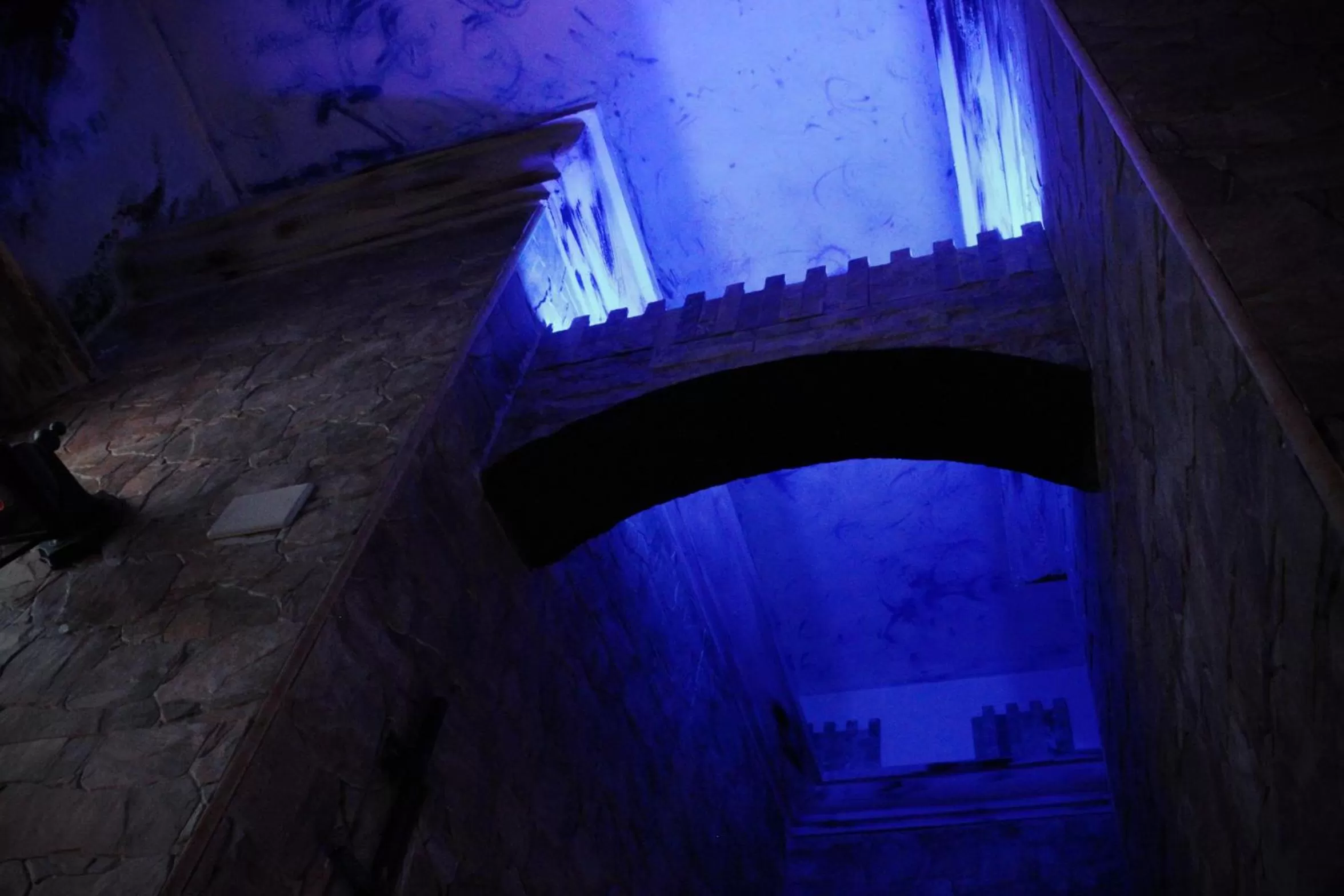 Decorative detail in B&B Camelot