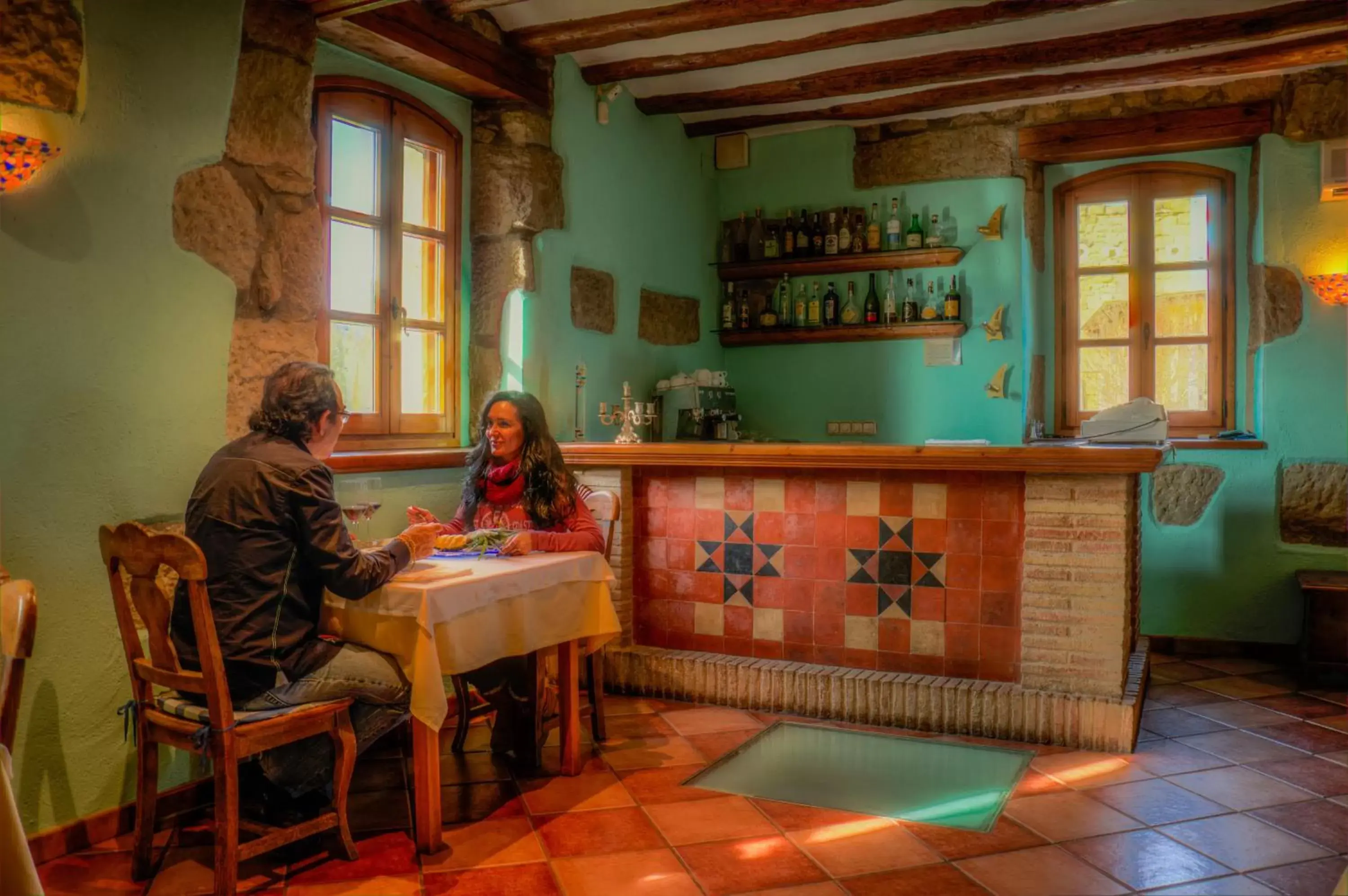 Restaurant/places to eat in Hotel Boutique Bodegas De Arnes - Adults Only