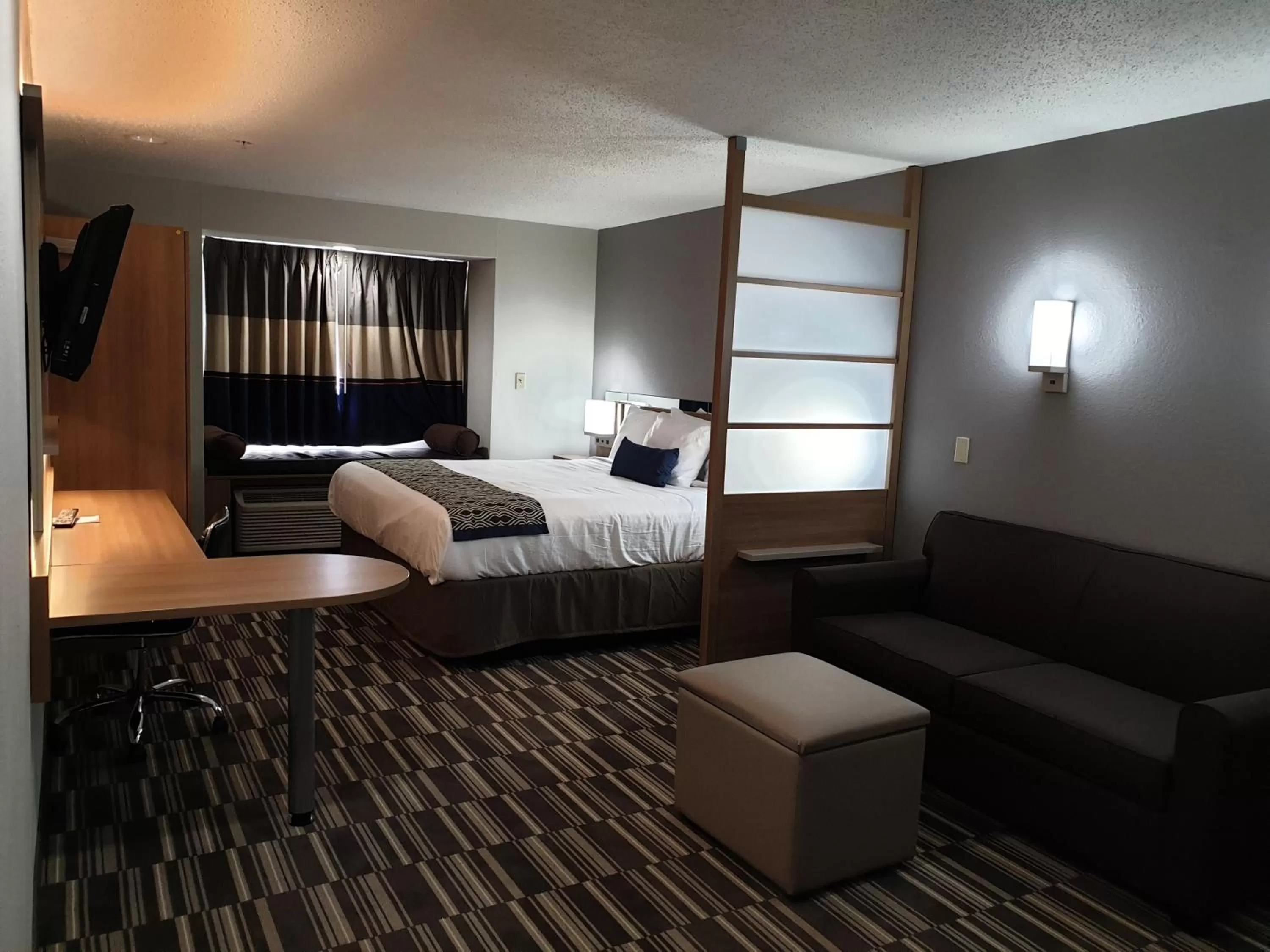 Bed in Microtel Inn & Suites by Wyndham Augusta/Riverwatch