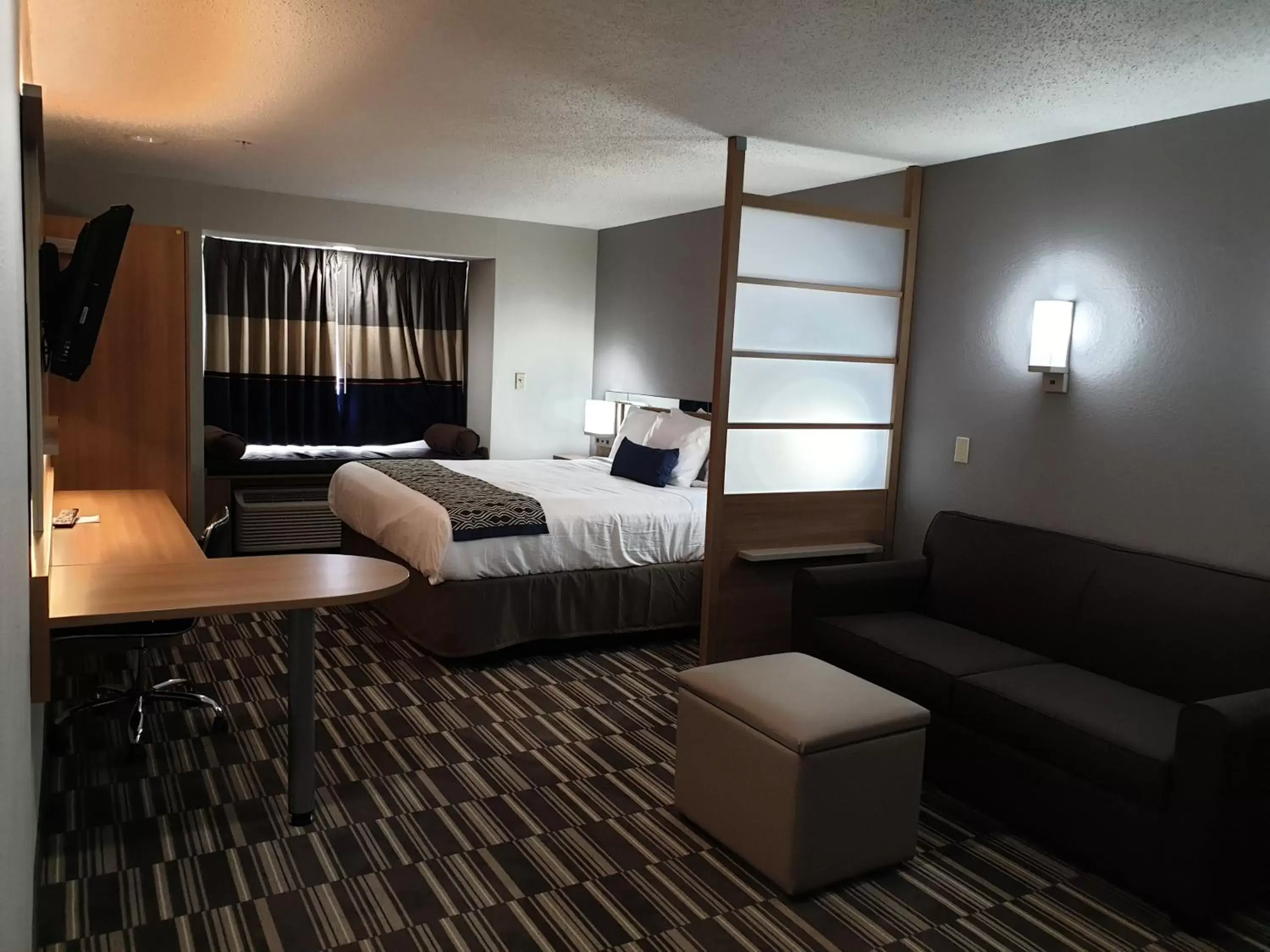 Bed in Microtel Inn & Suites by Wyndham Augusta/Riverwatch Bed in Microtel Inn & Suites by Wyndham Augusta/Riverwatch