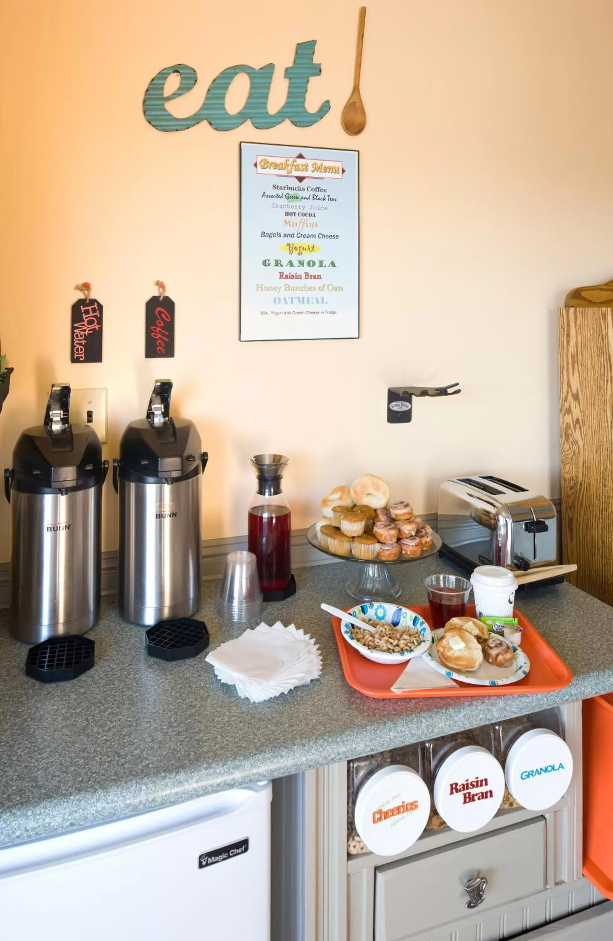 Breakfast in Sunset Motel Moriarty Breakfast in Sunset Motel Moriarty