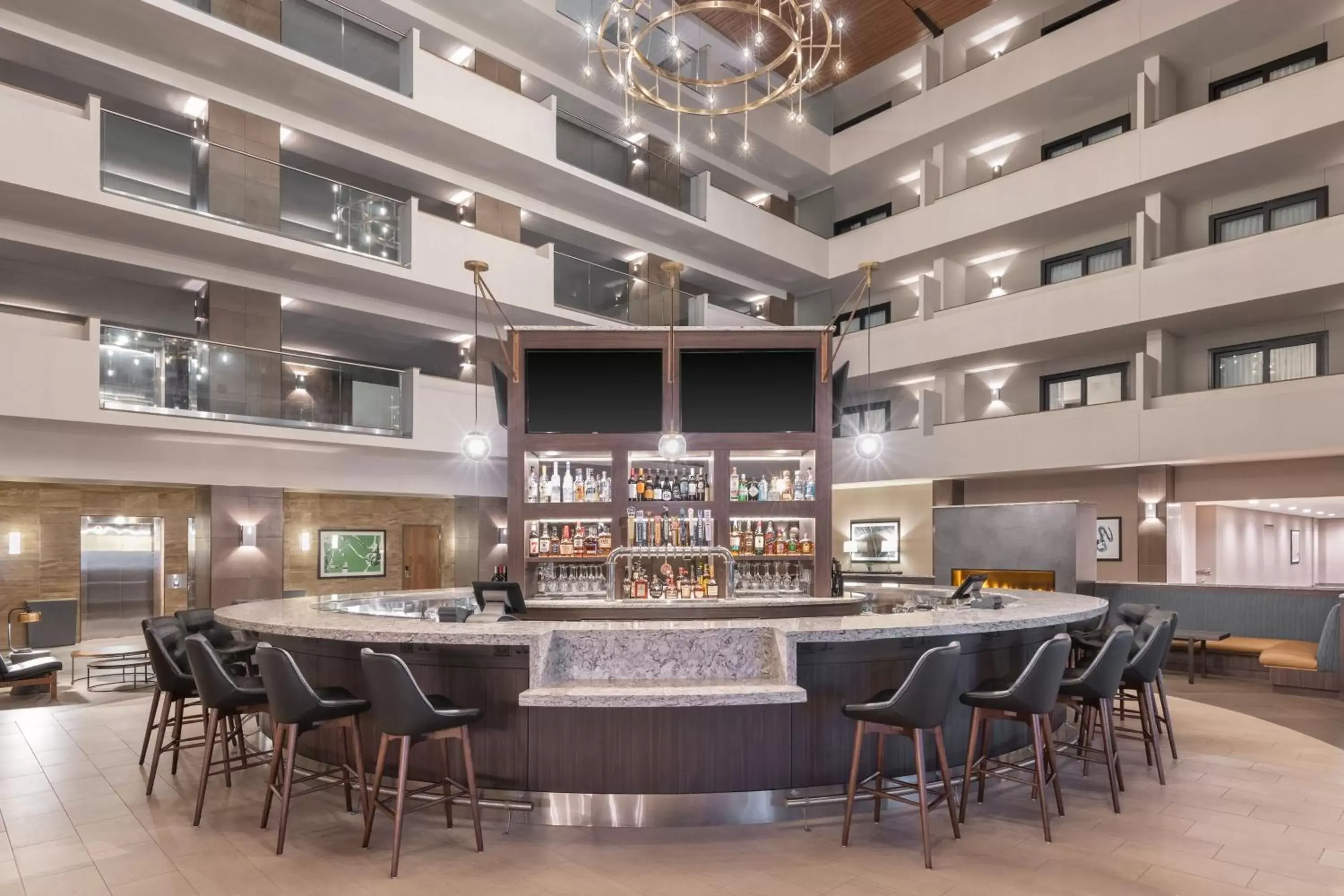 Lobby or reception, Lounge/Bar in Four Points by Sheraton Spartanburg