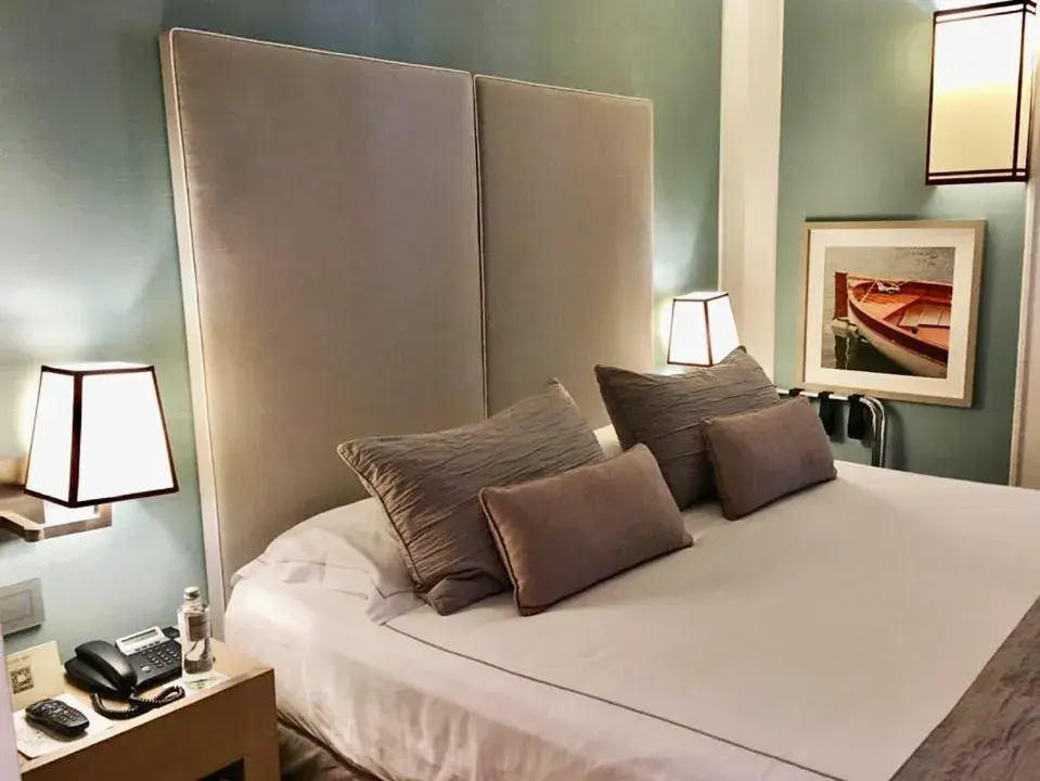 Bed in Eight Hotel Paraggi