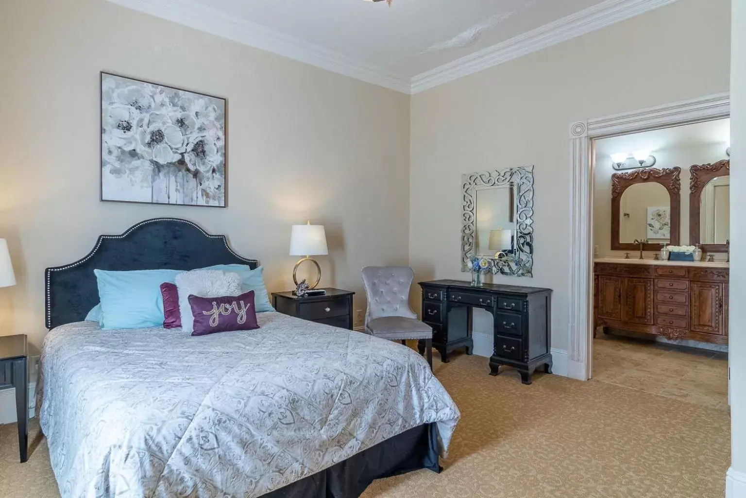 Bedroom in Chateau Coralini