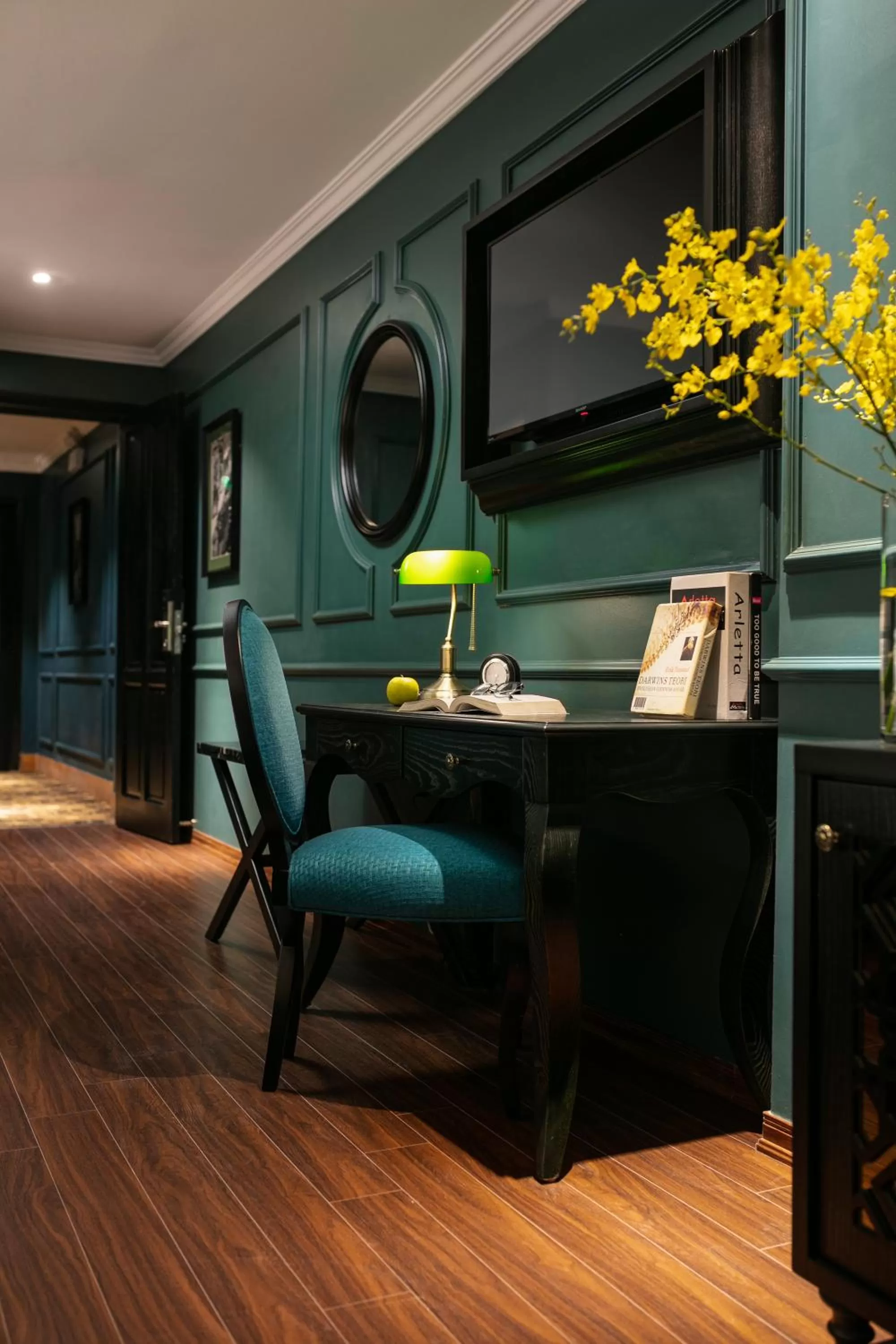 TV and multimedia in Grande Collection Hotel & Spa