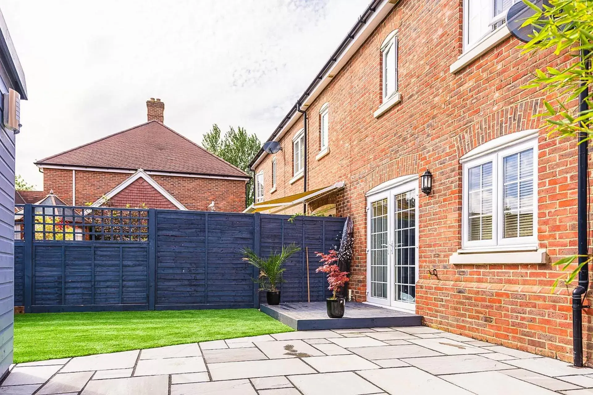 Patio, Property Building in Riverside Cottage, Shefford