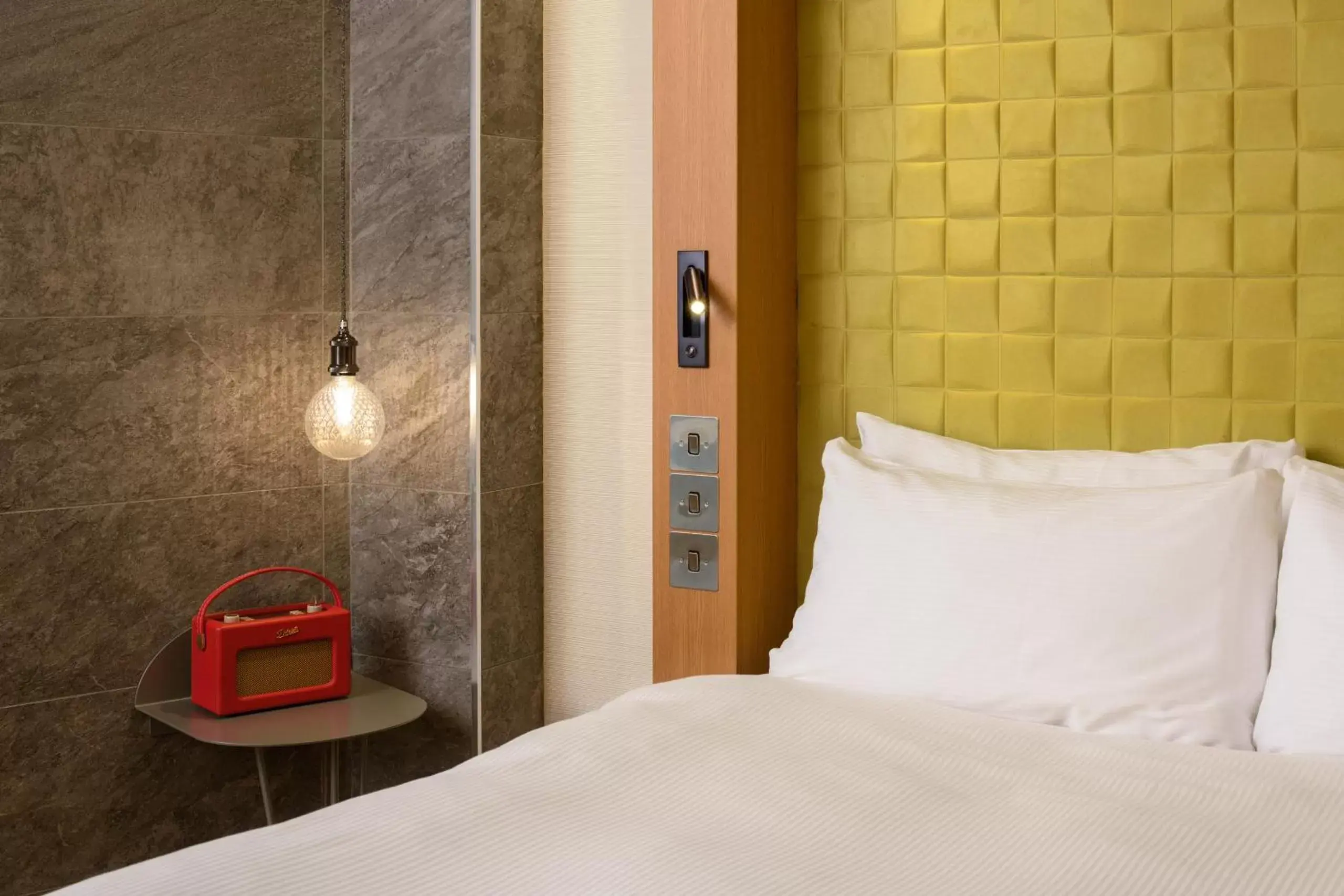 Double Room – ACCESSIBLE (wheelchair friendly) in Market Street hotel Double Room – ACCESSIBLE (wheelchair friendly) in Market Street hotel